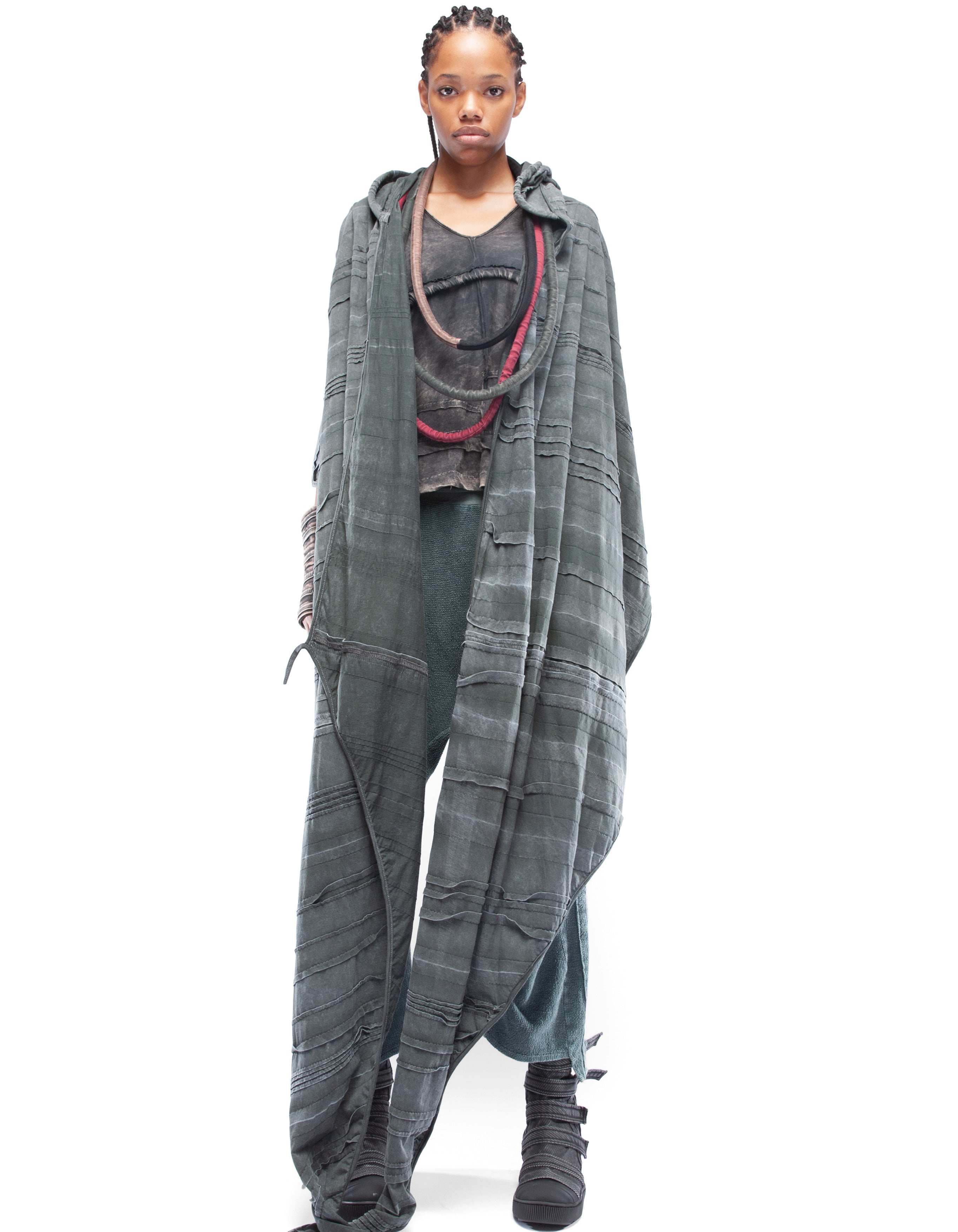 SHAWL HOOD OVERTONE W