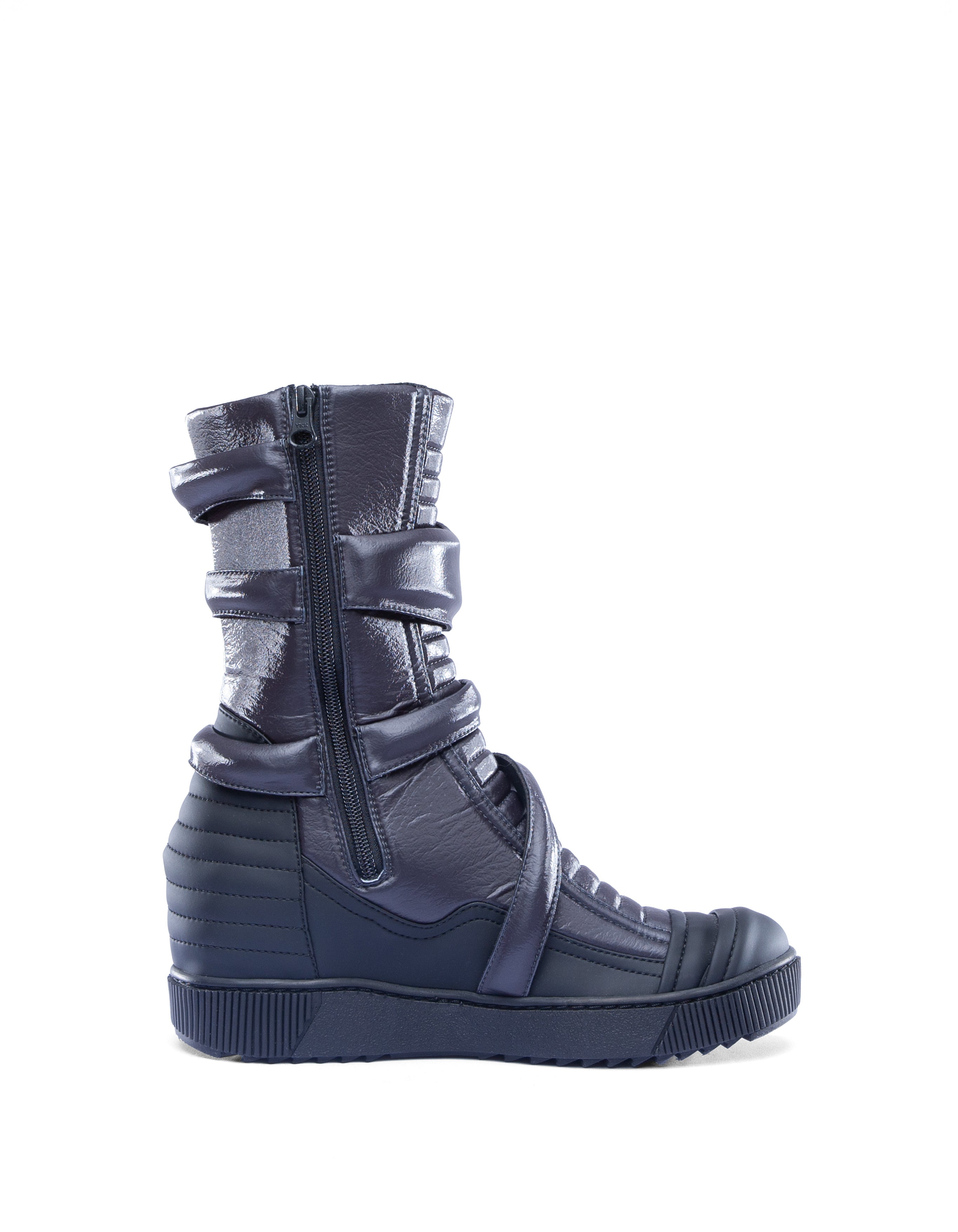 SHORT BOOTS TIME TRAVEL