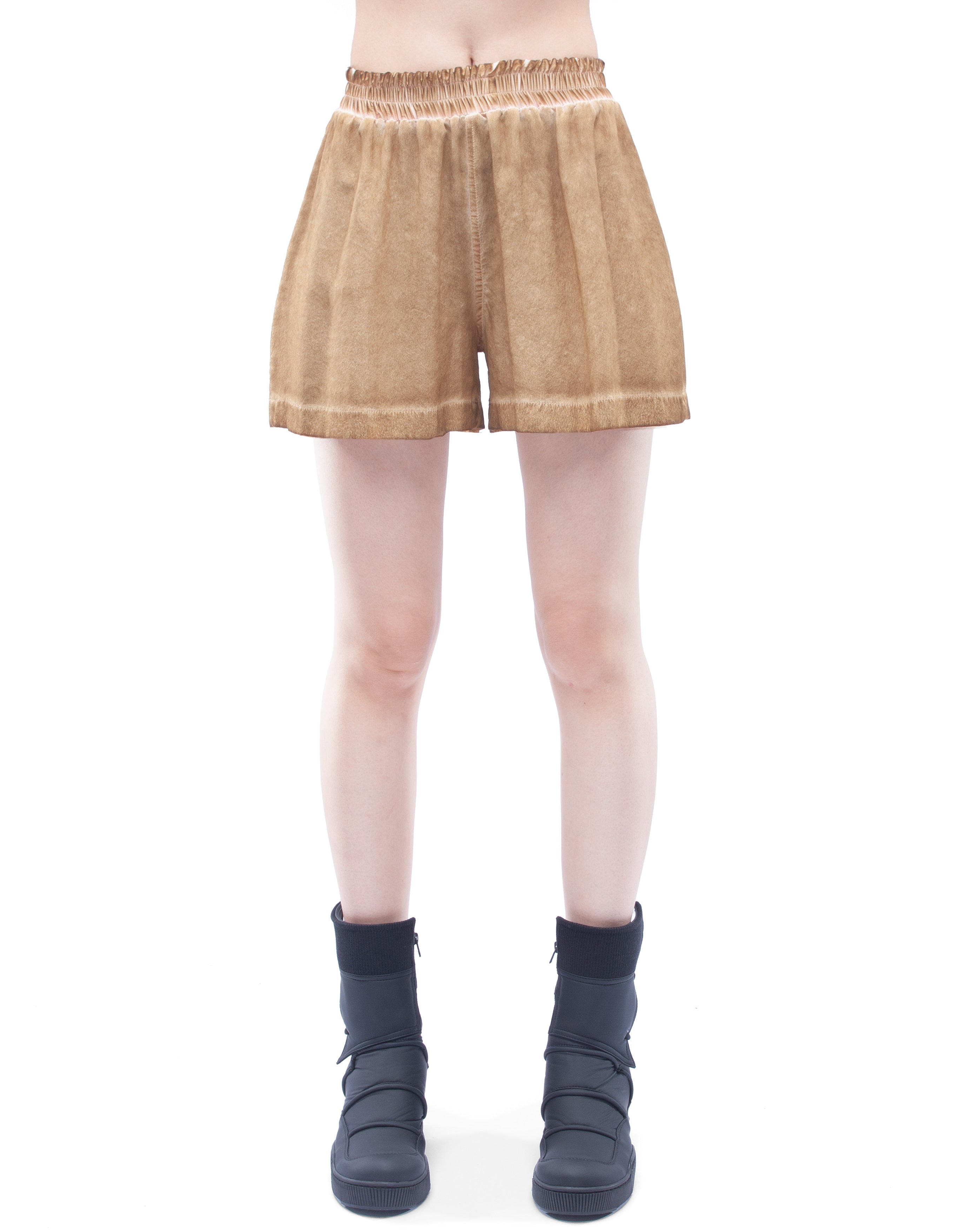 SHORT PANTS INSIGHT