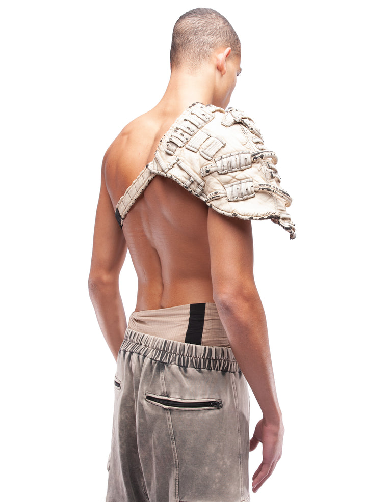 SHOULDER DIMENSION