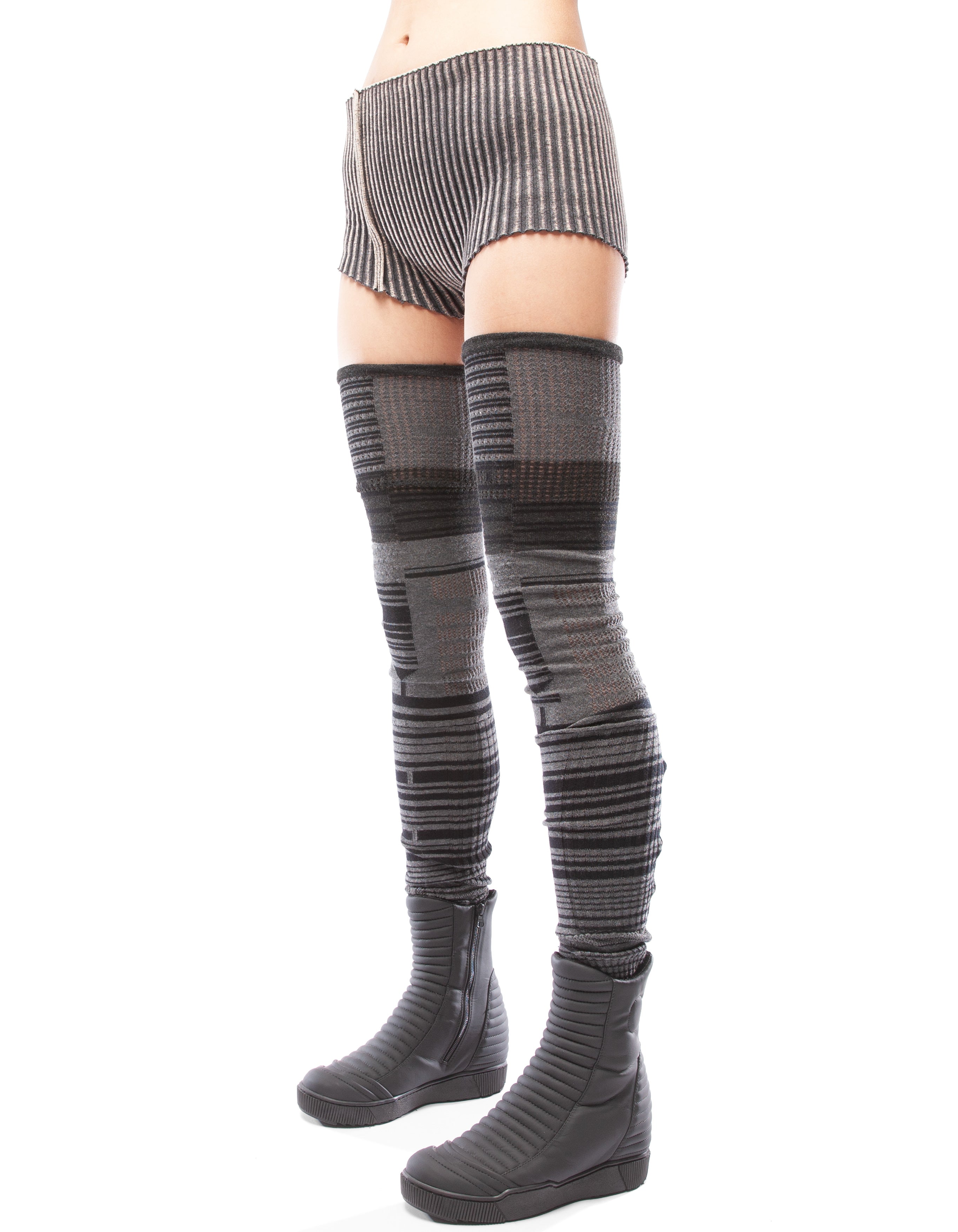 SOCKS LIGHT CENTER