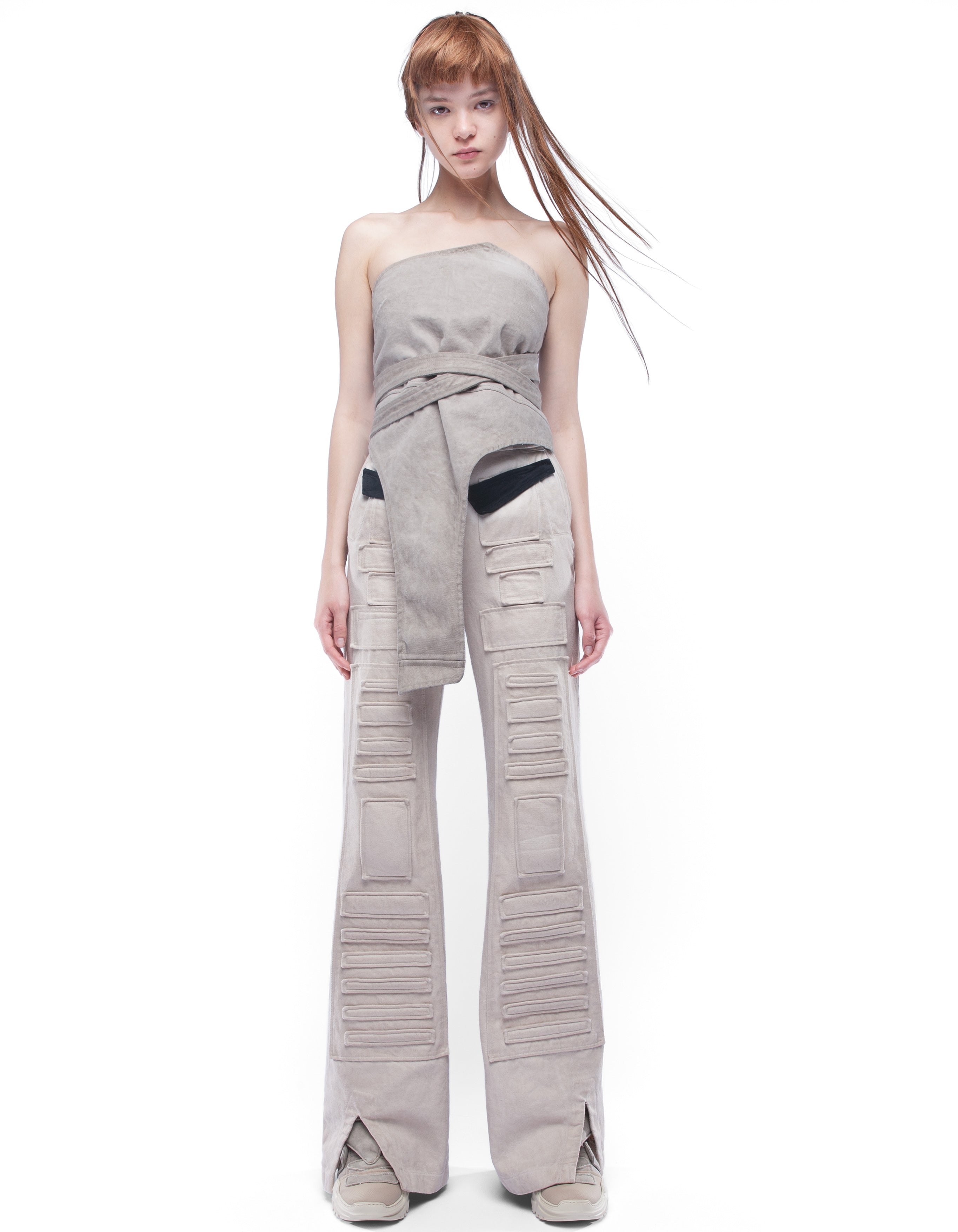 TOP CUT OUT VOID