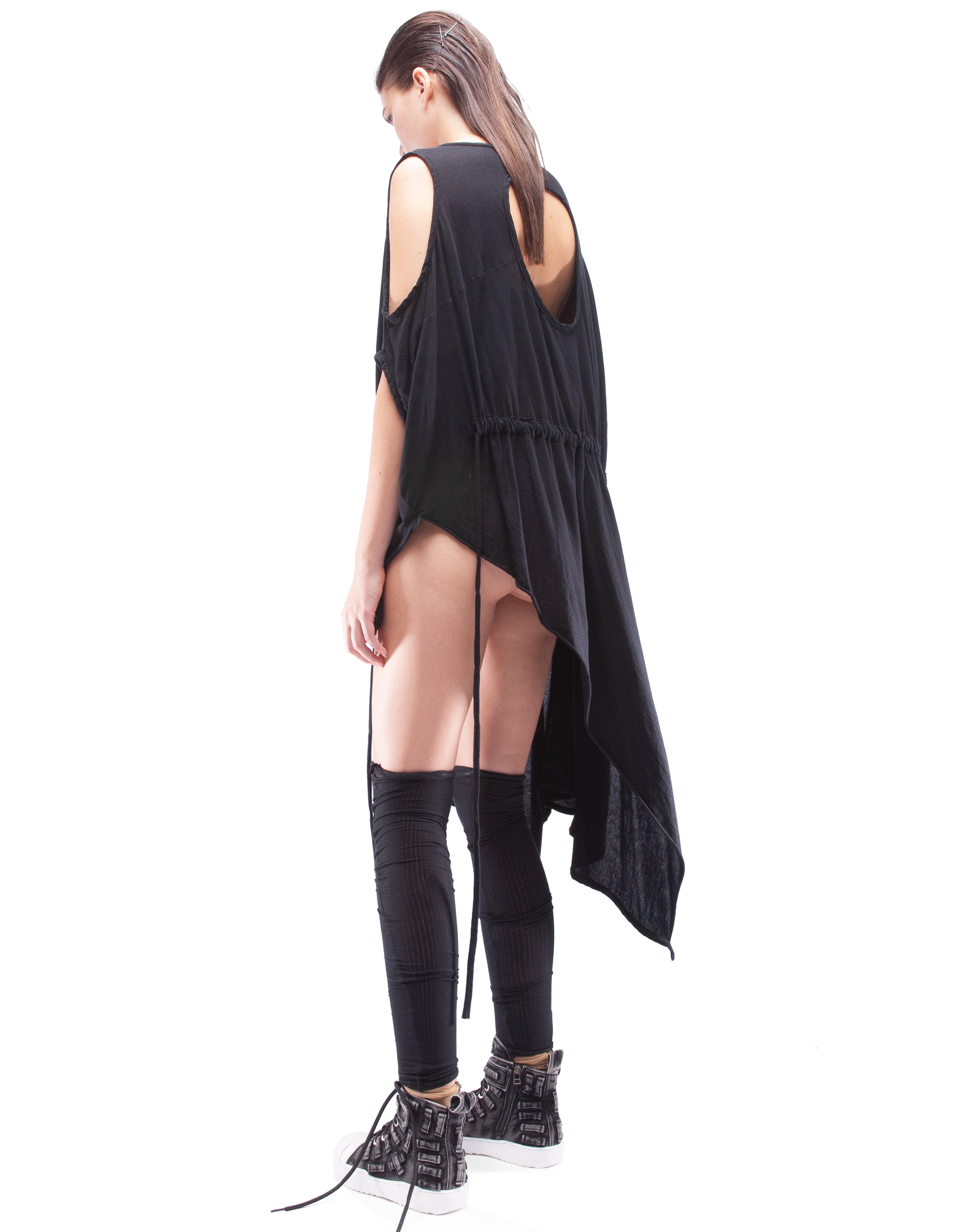 TOP DRESS UNIVERSE