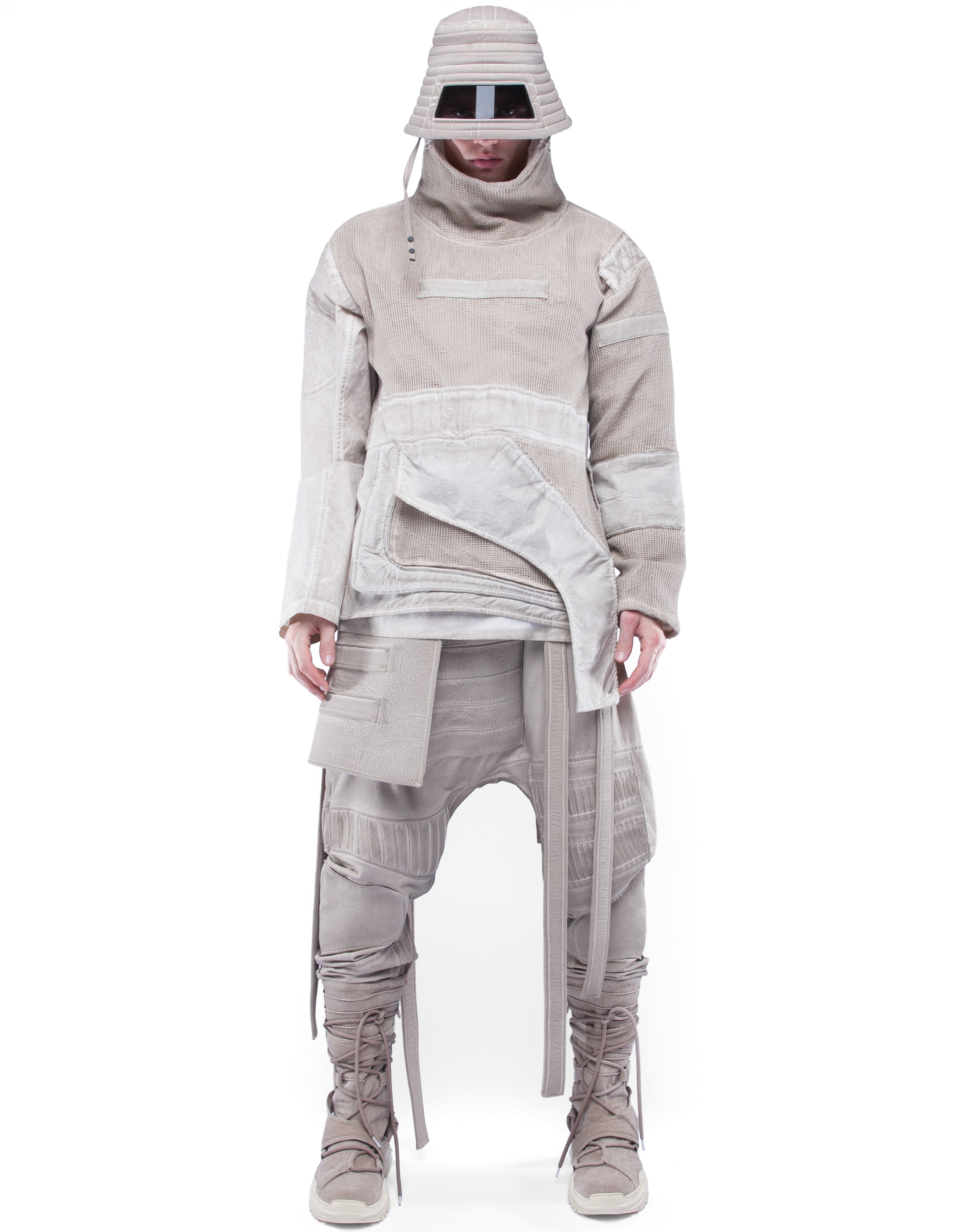 TOP HOODY SEQUENCE