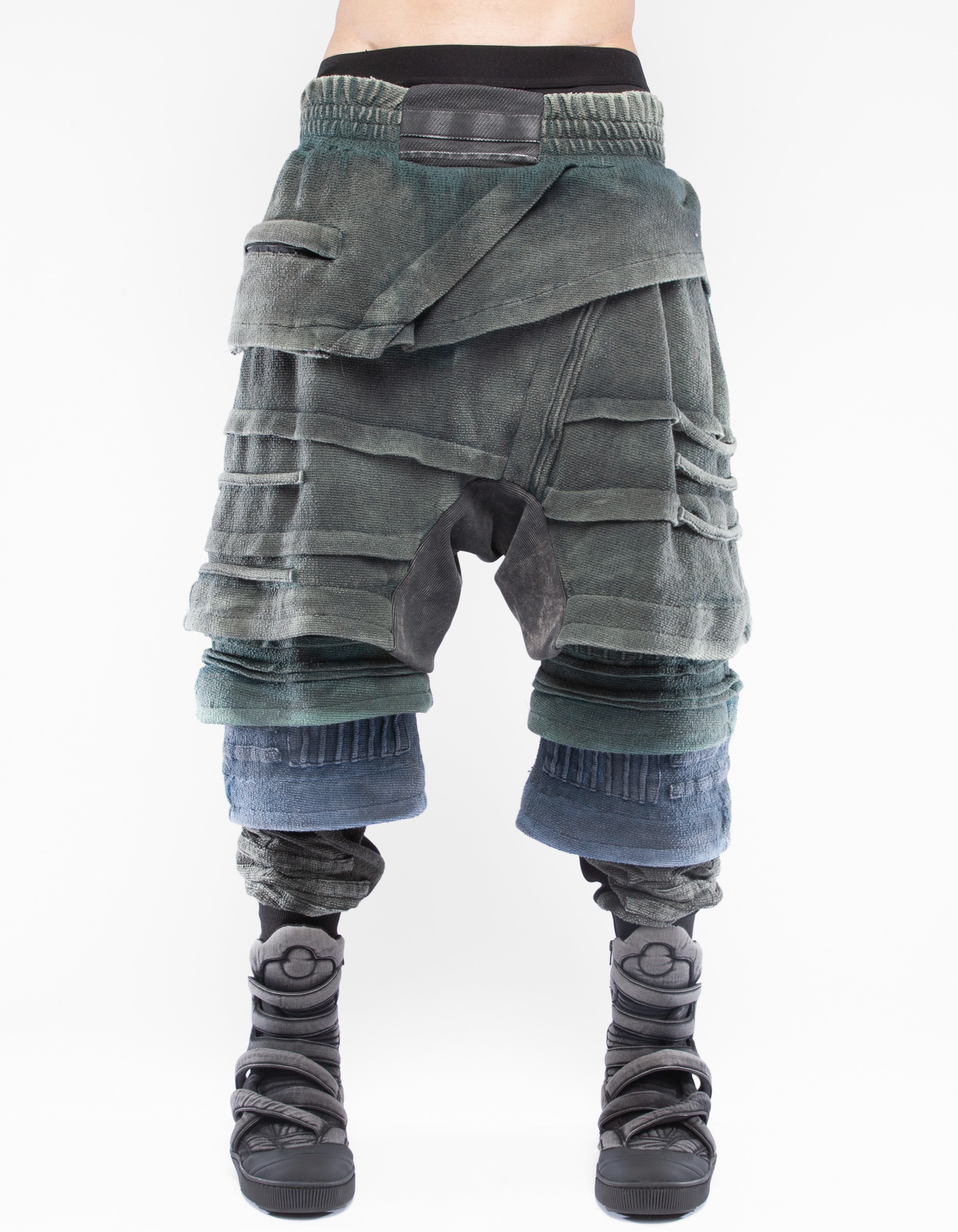 HOSEN ERDLEVELS