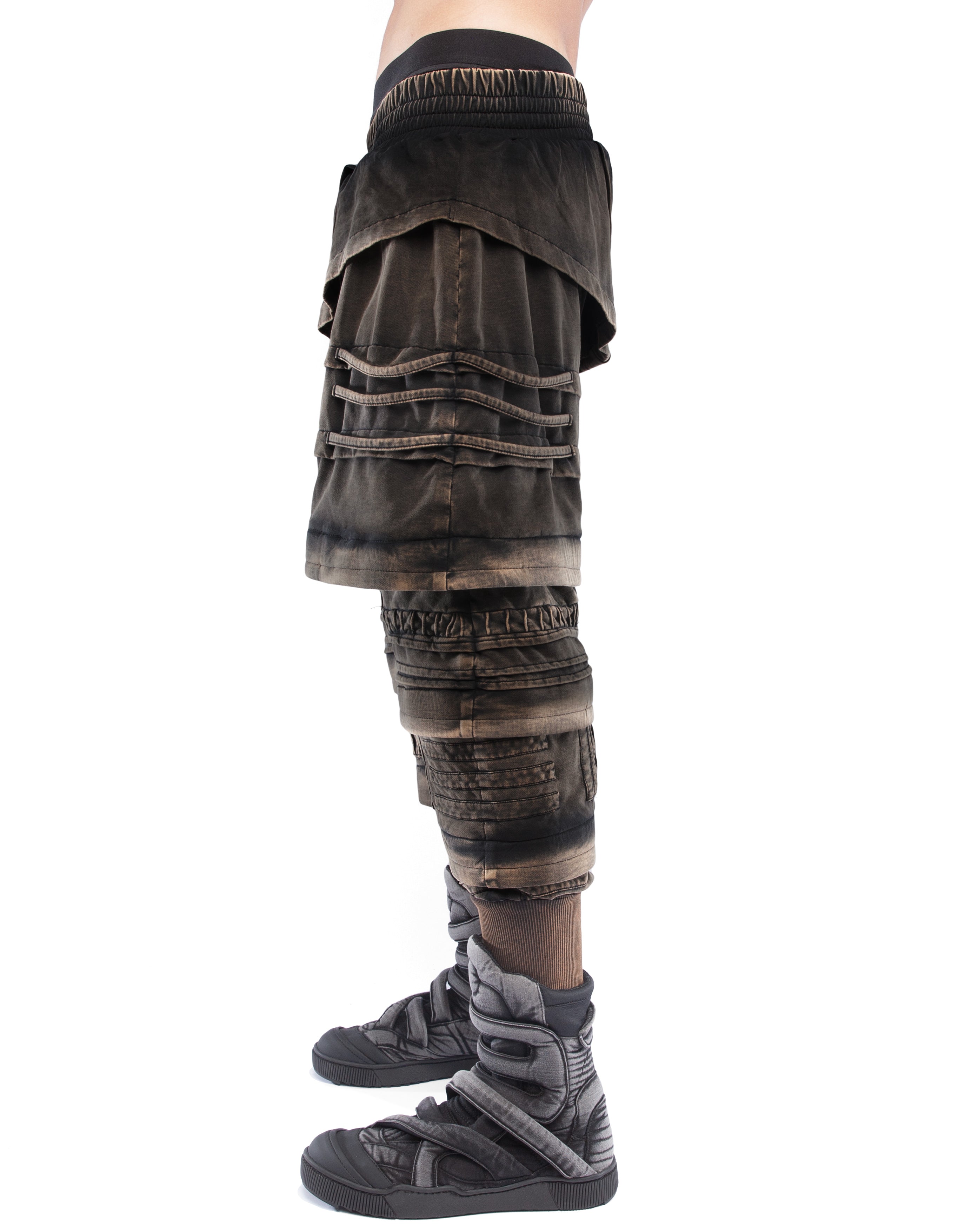 TROUSERS EARTH LOGIC