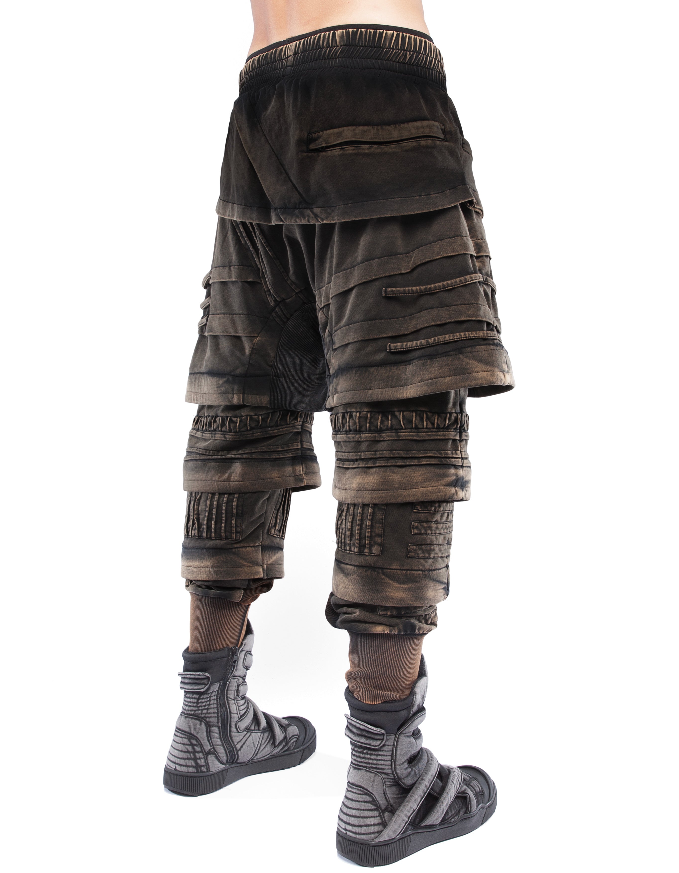 TROUSERS EARTH LOGIC