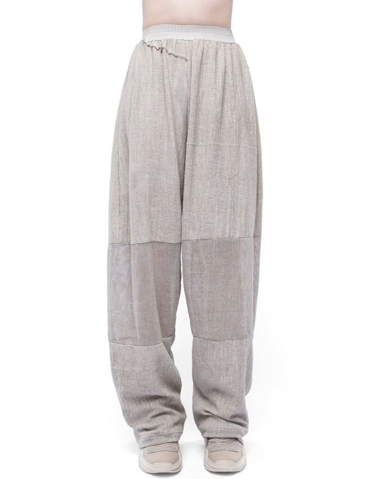TROUSERS SEQUENCE