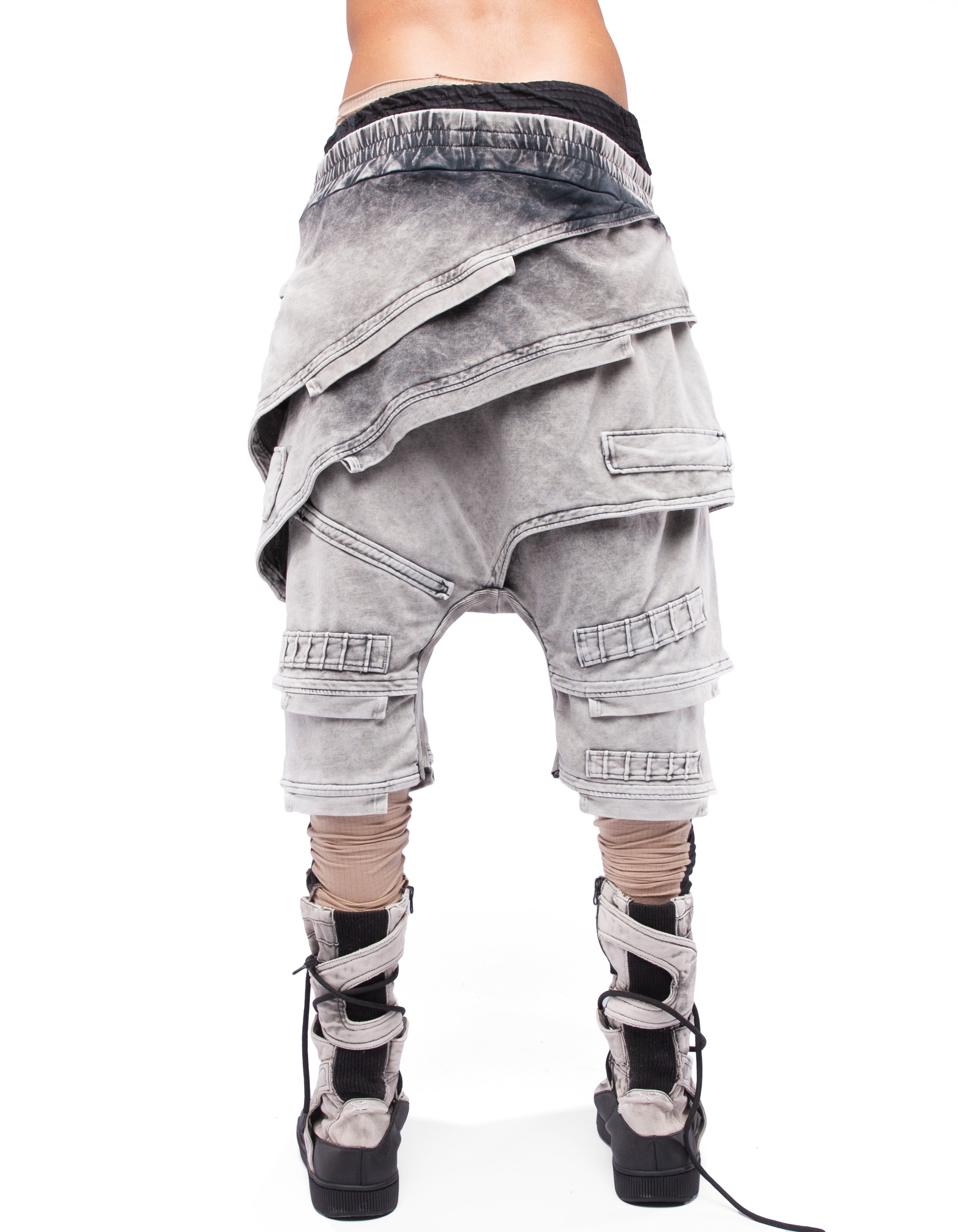 TROUSERS SHORT LAYERED M
