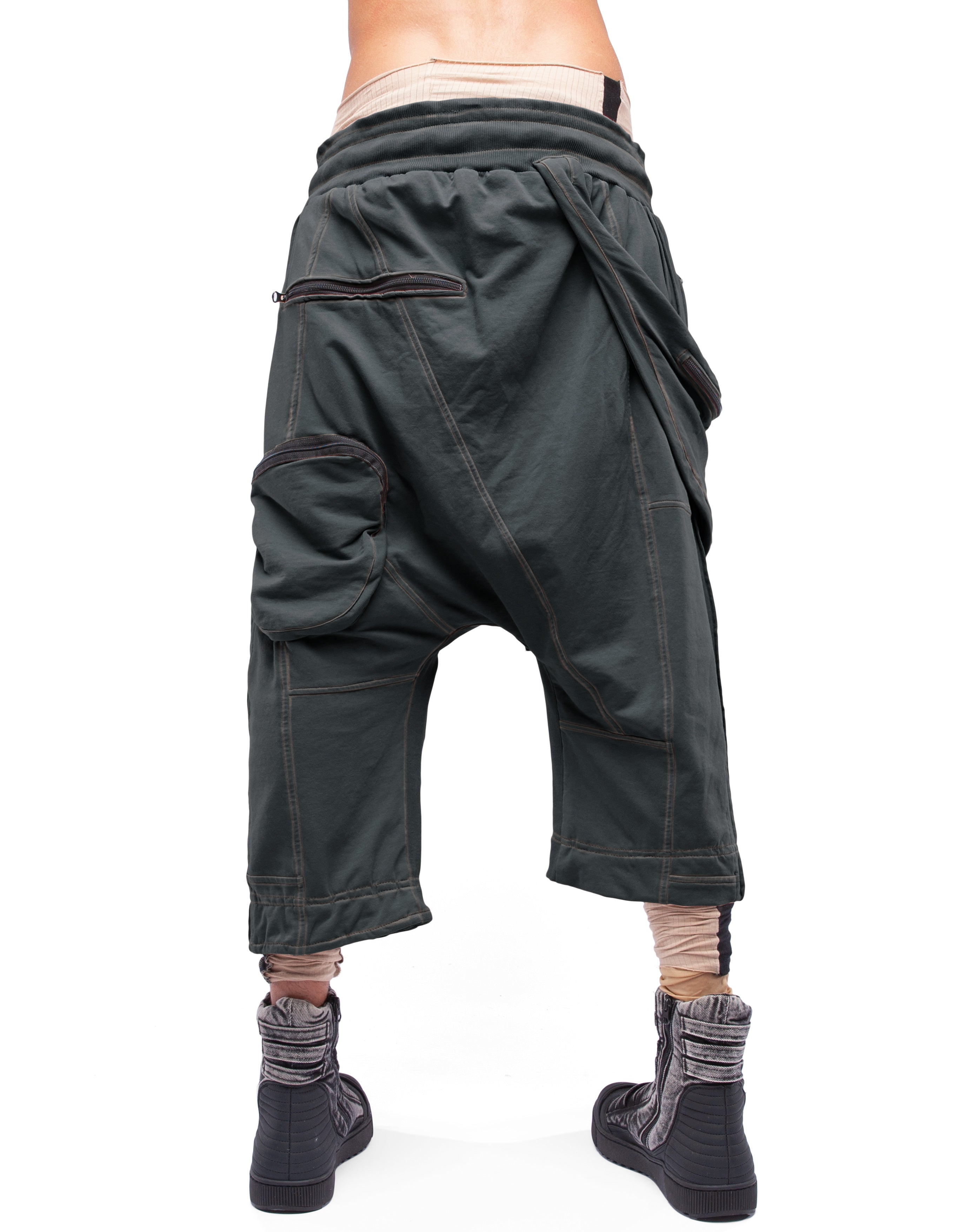 TROUSERS SHORT SURFACE