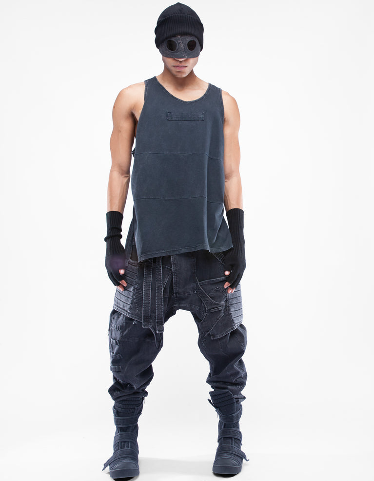 VEST COMMANDER