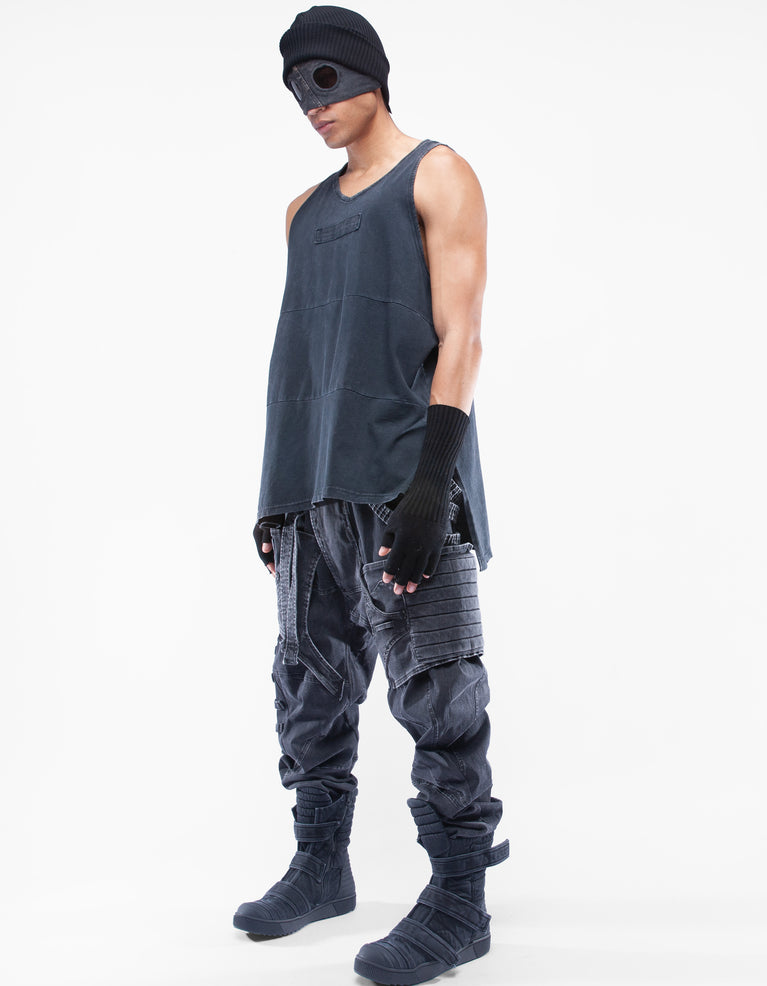 VEST COMMANDER
