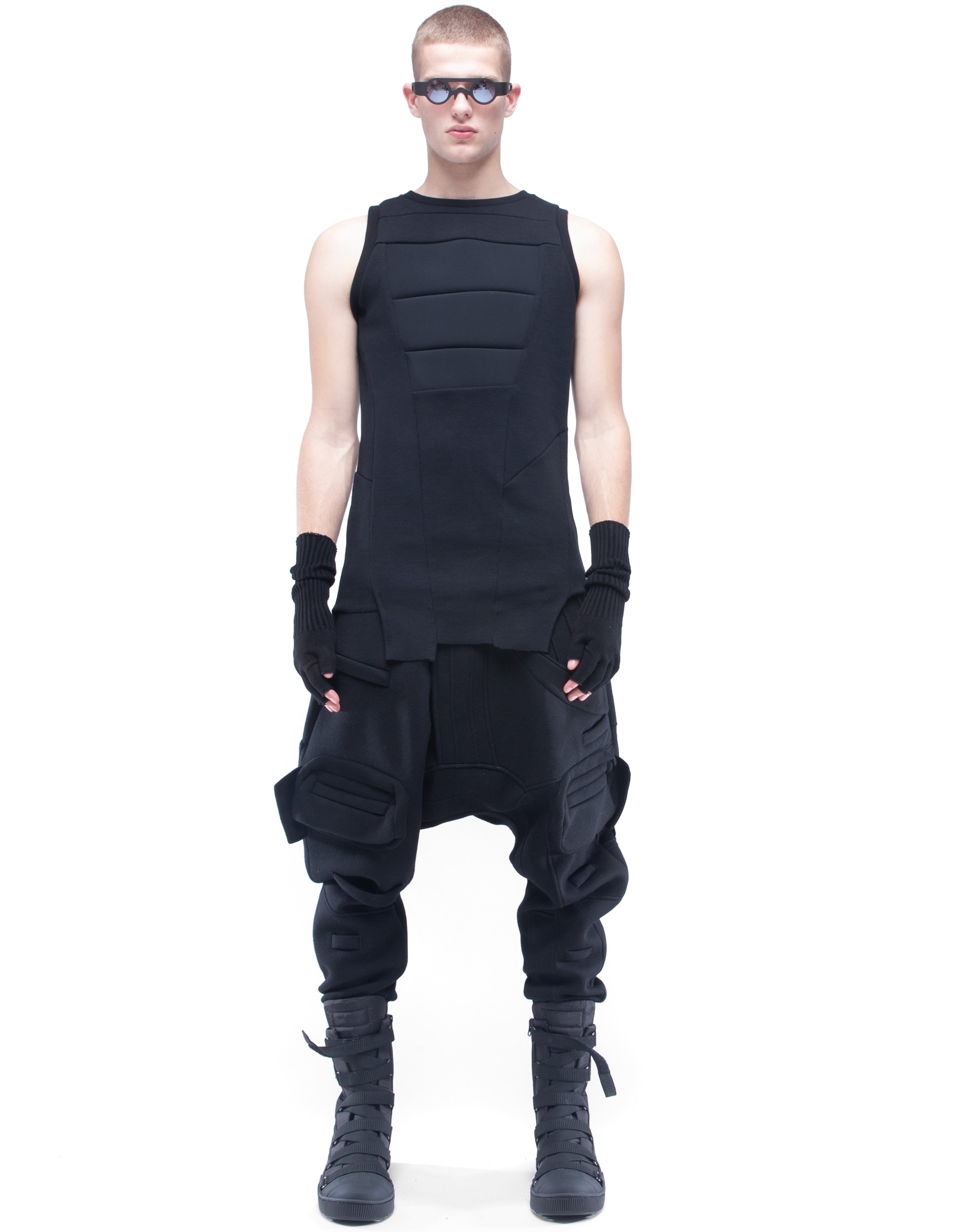 VEST MAAT M