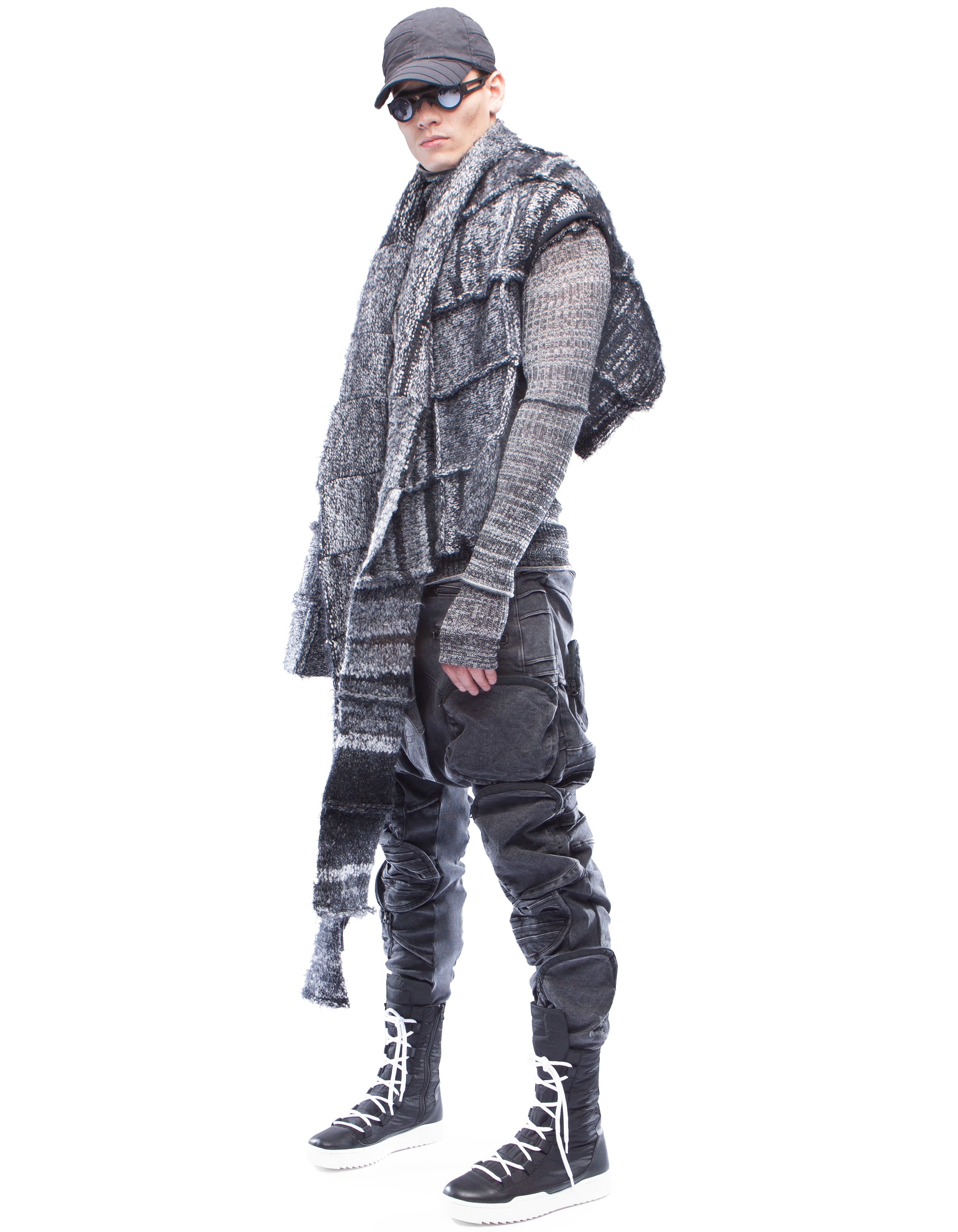 VEST SHAWL AWARE
