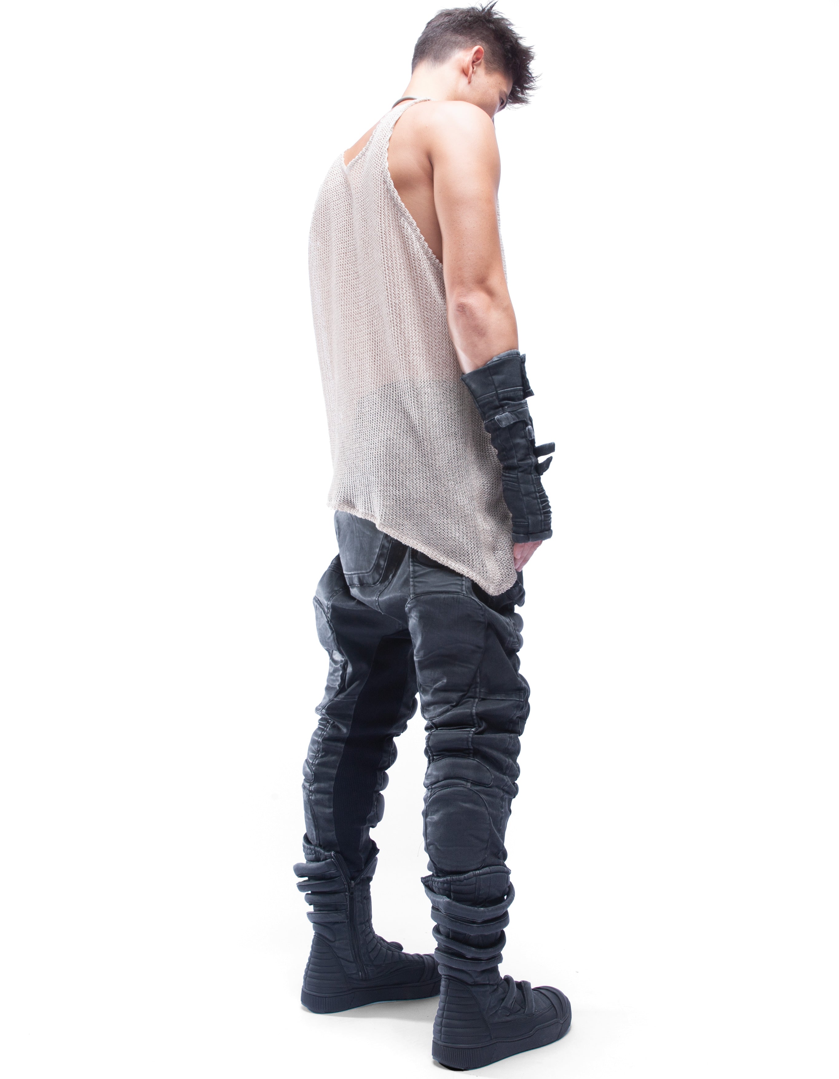VEST WEAVE RESONANT