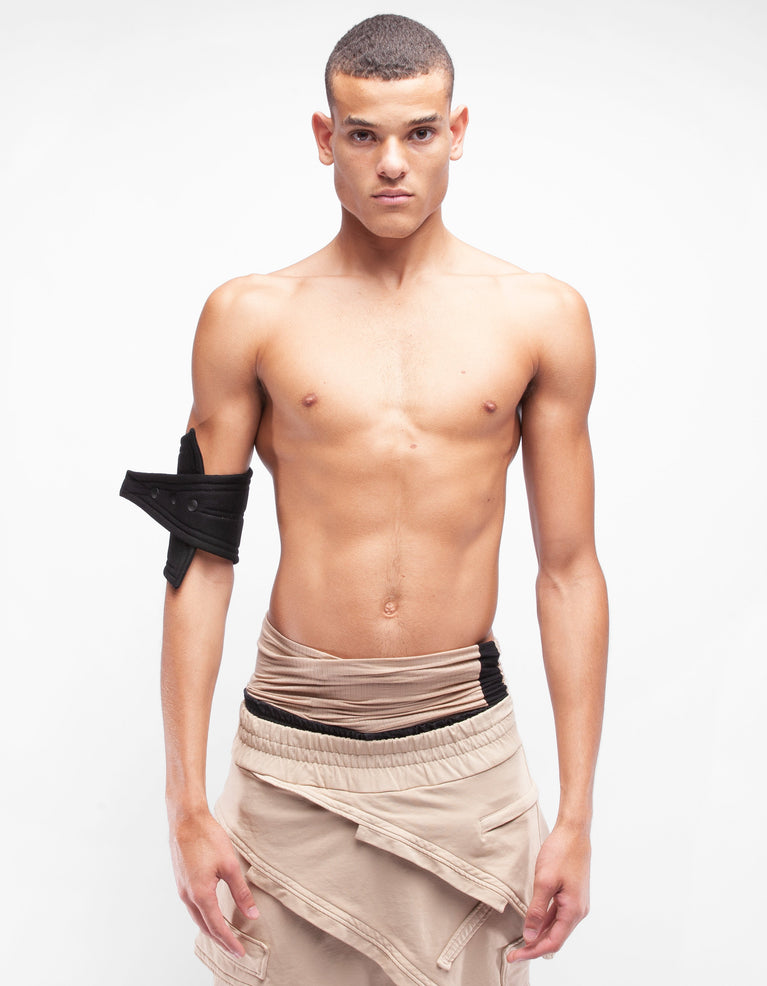 ‍WRAP ARM BEYOND