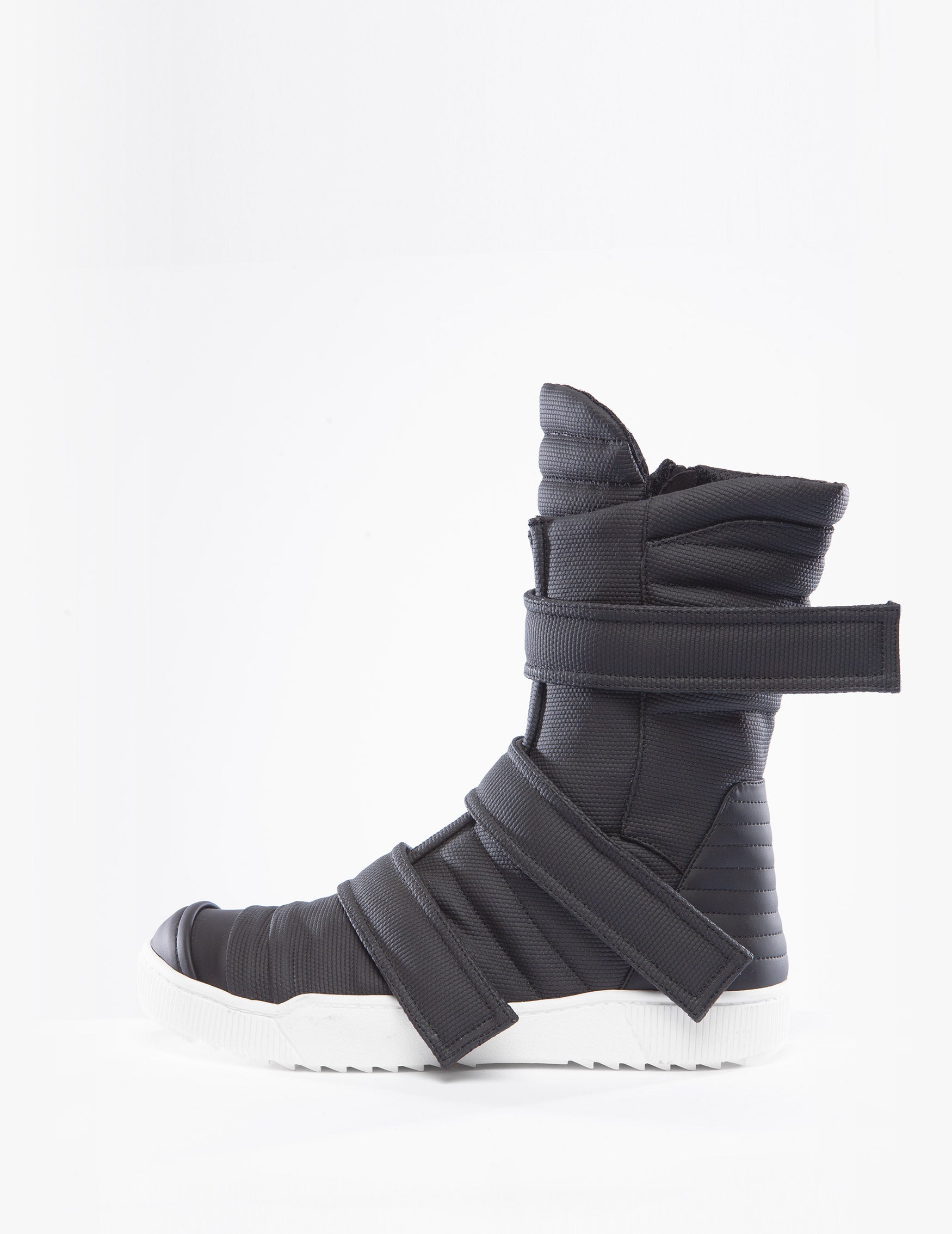 MOON ROVERS BLACK