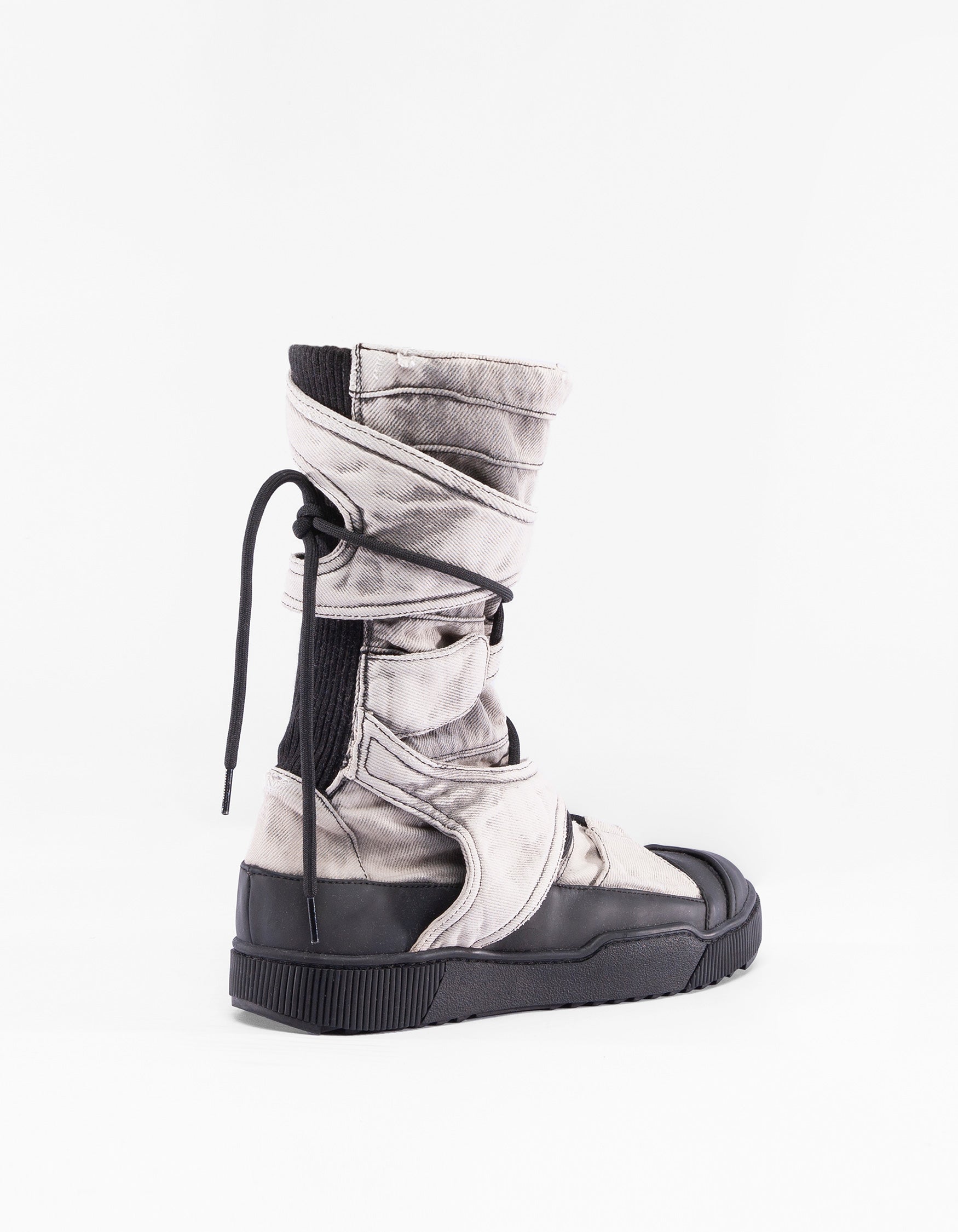 BOOTS DIMENSION M