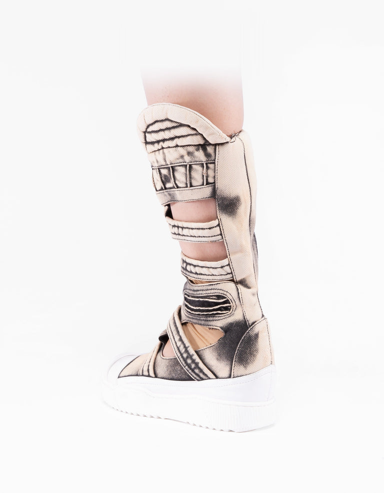 BOOTS GRID DIMENSION