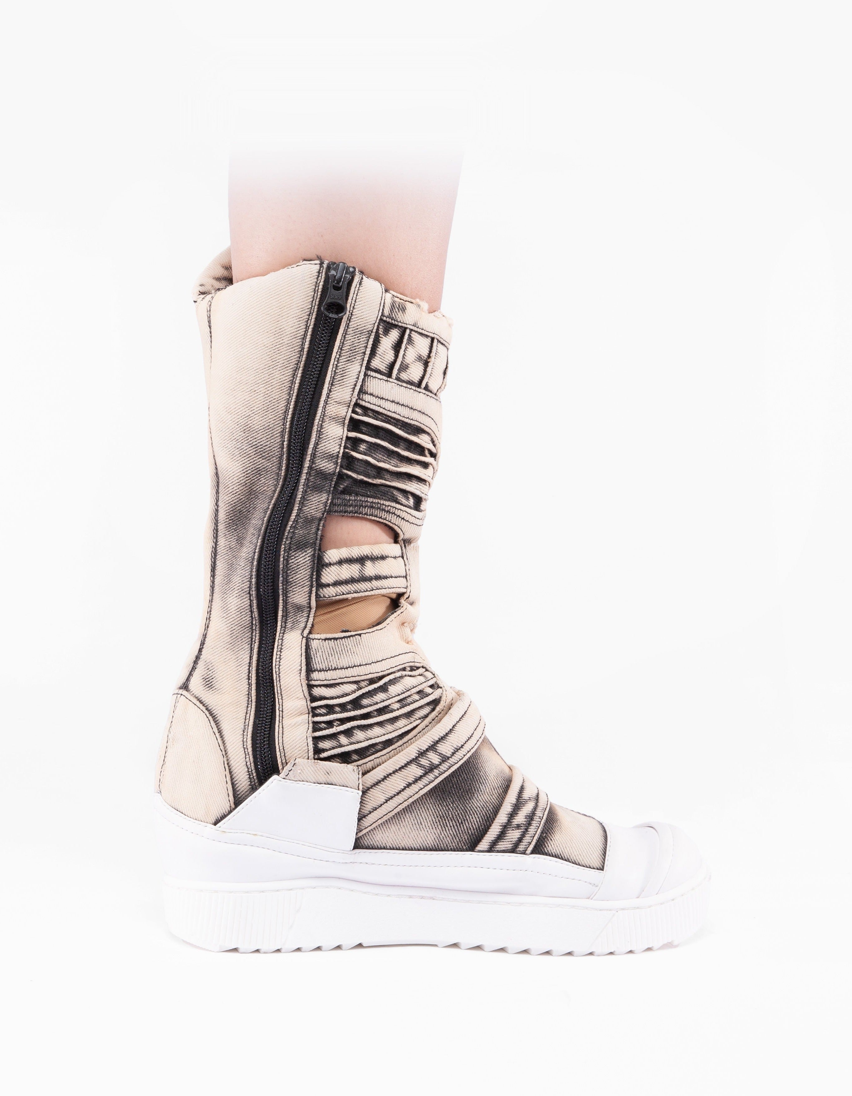 BOOTS GRID DIMENSION