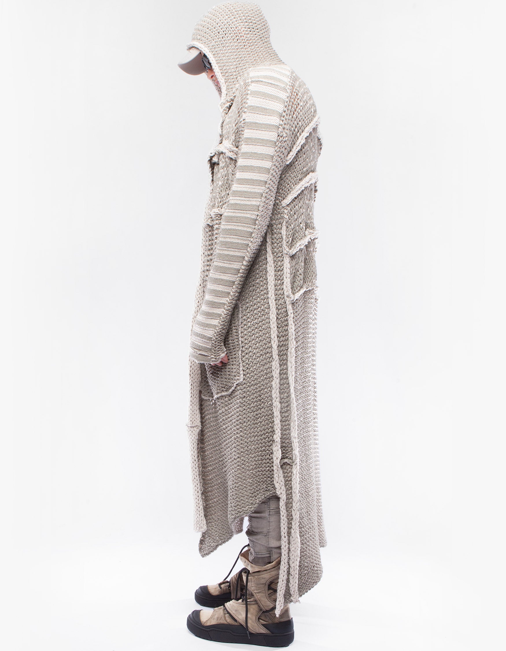 CARDIGAN FLAKE