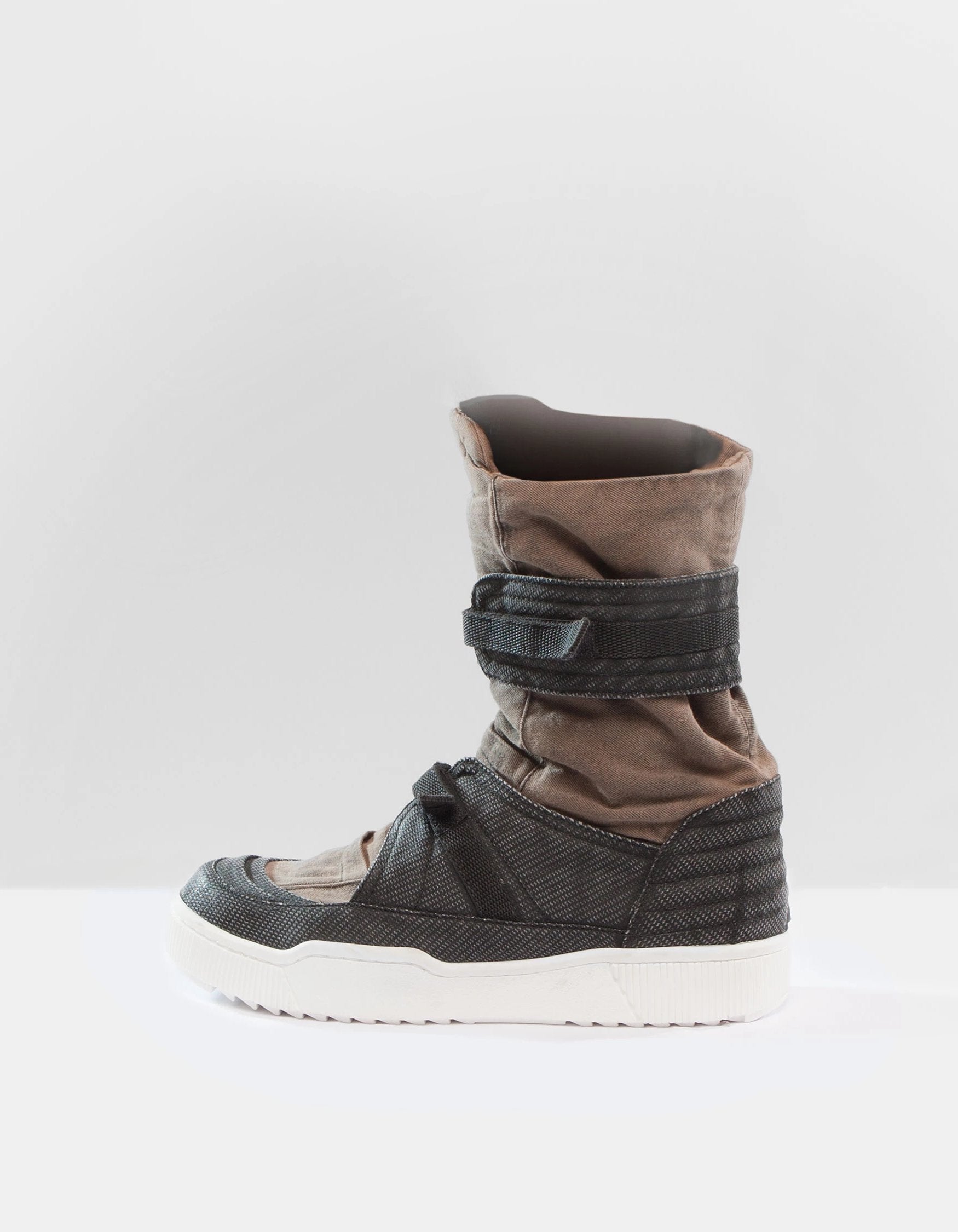 DEMOBAZA FOOTMAN TOPS