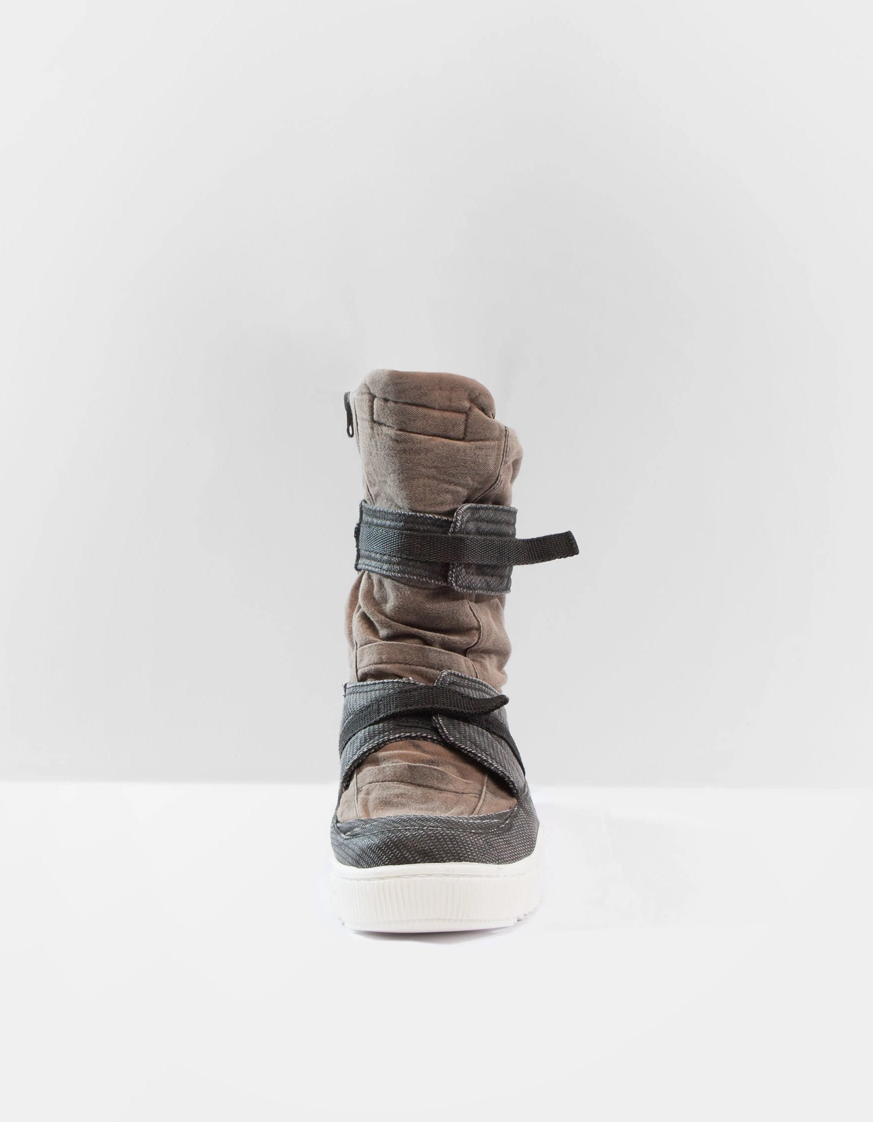 DEMOBAZA FOOTMAN TOPS