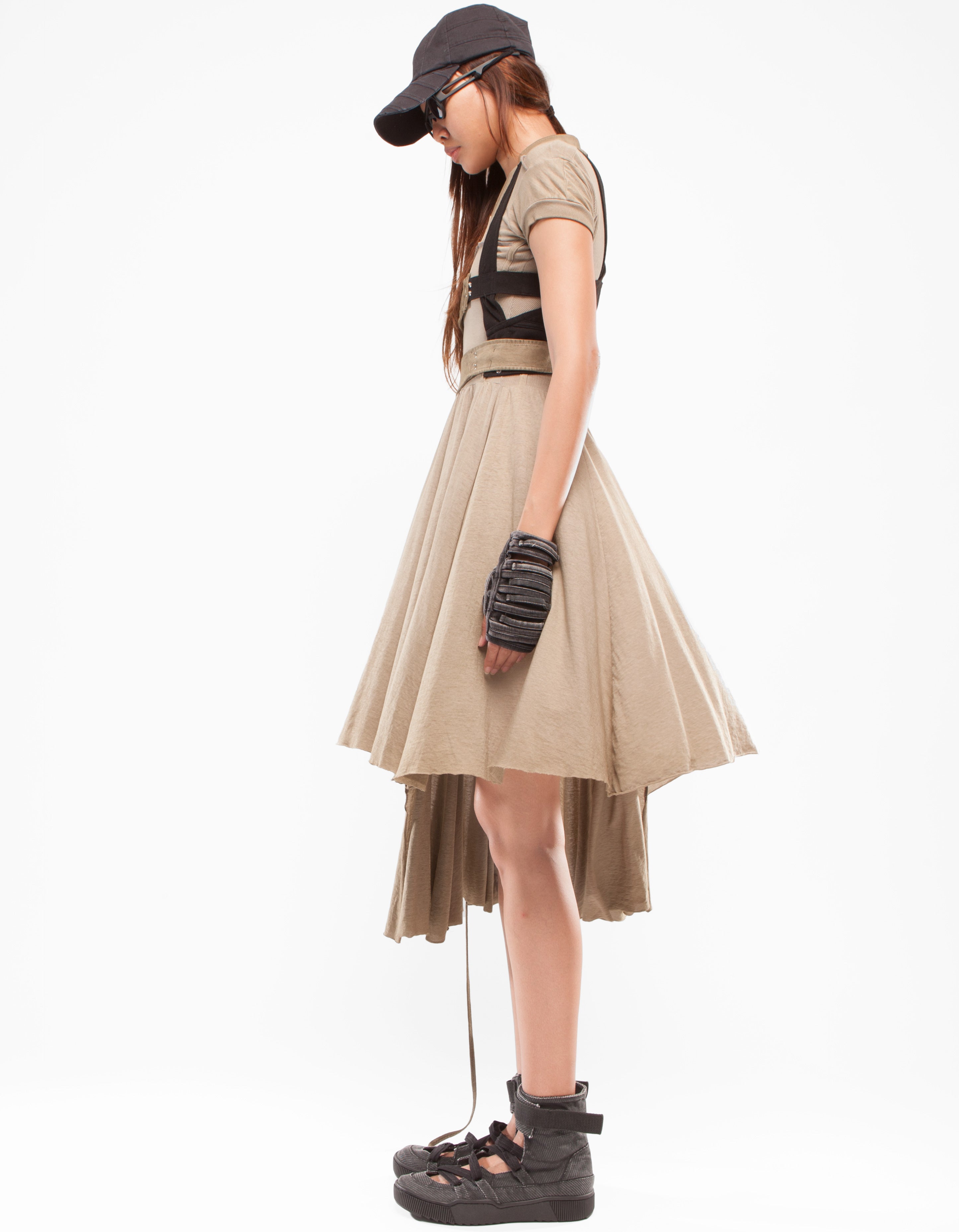 DRESS ANAHATA