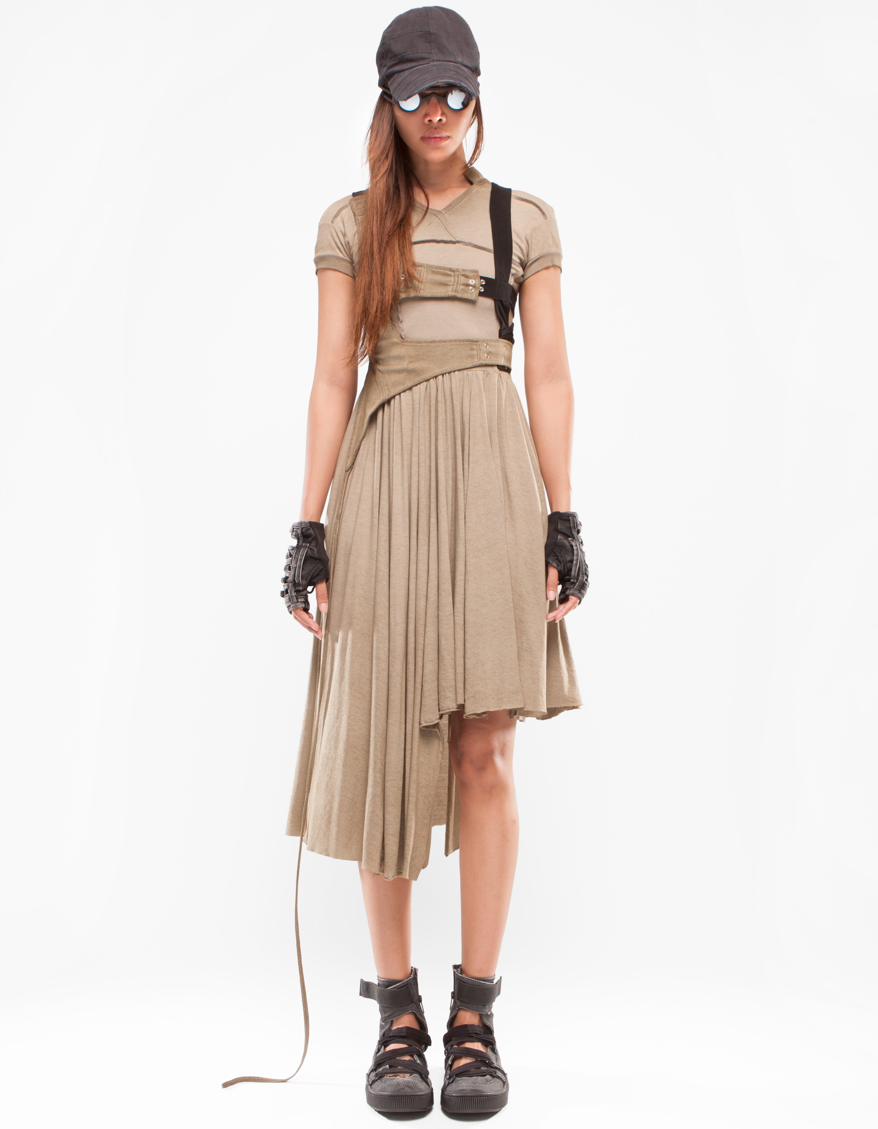 DRESS ANAHATA