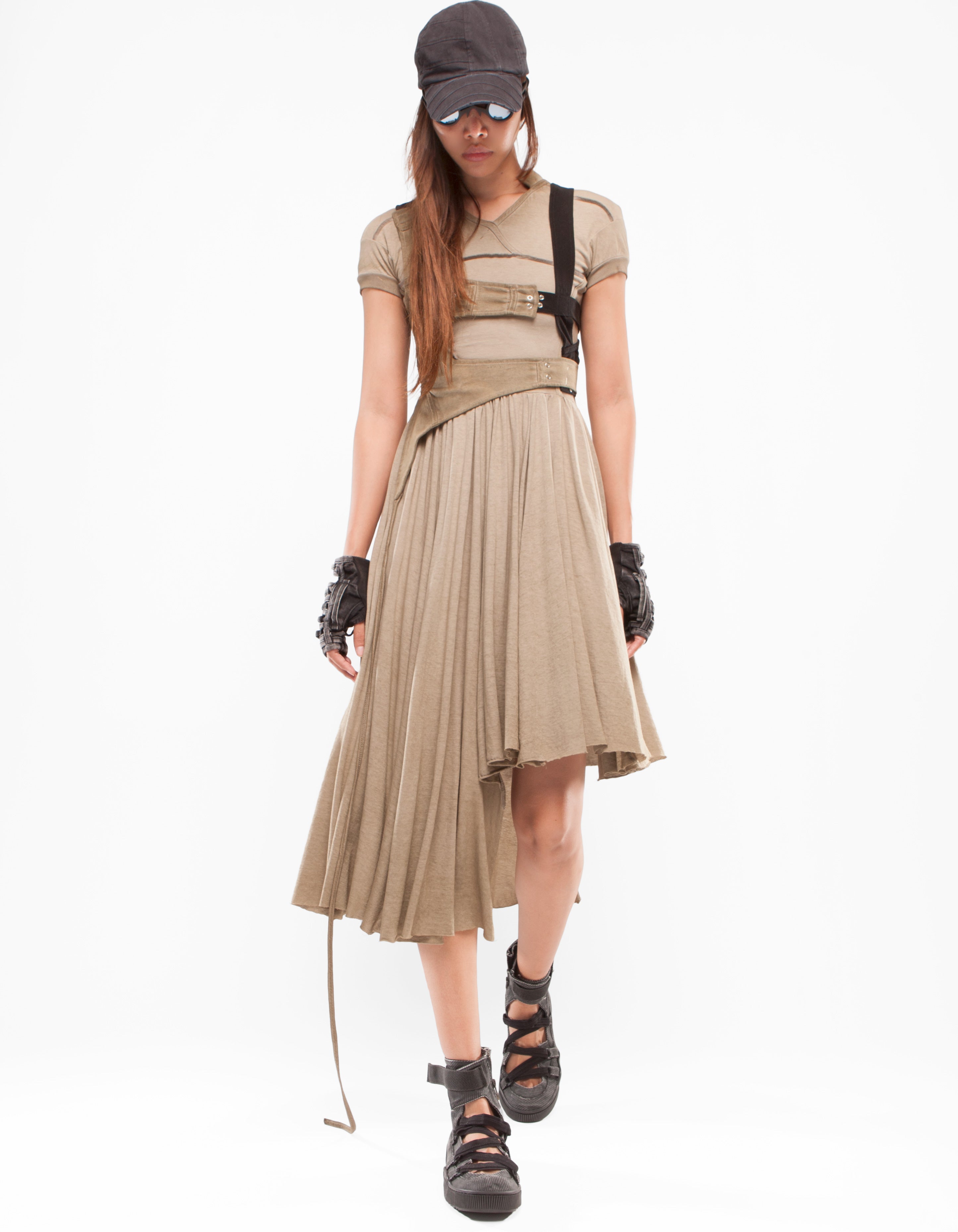 DRESS ANAHATA