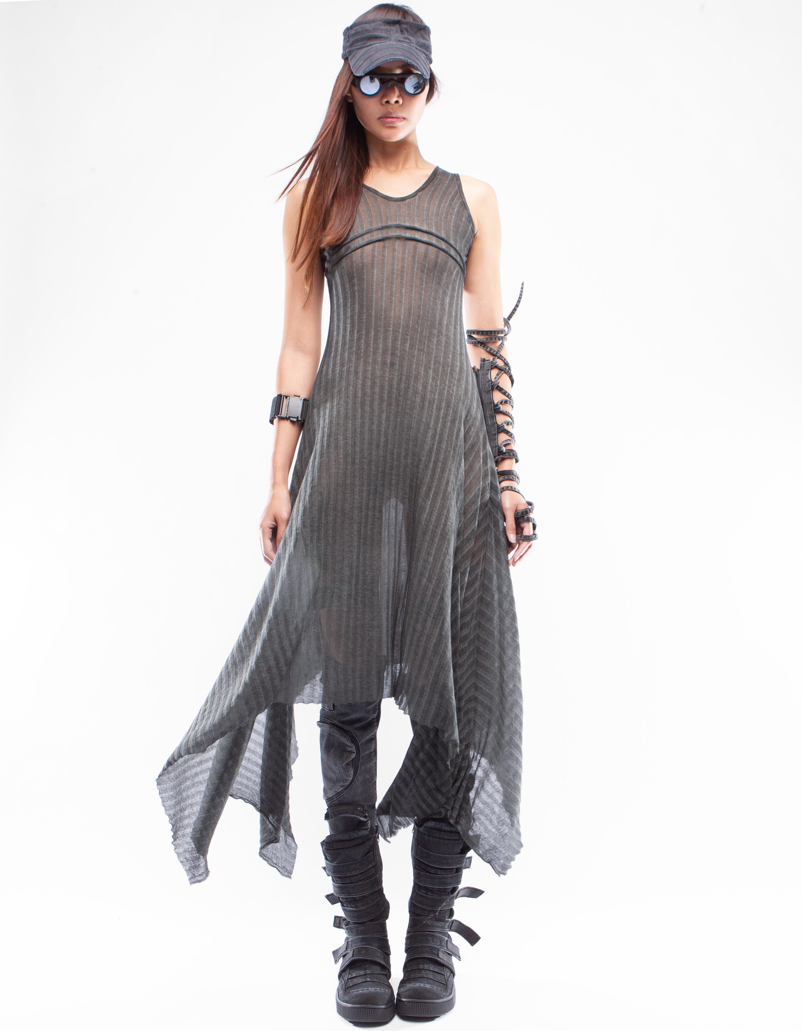 DRESS MATTER