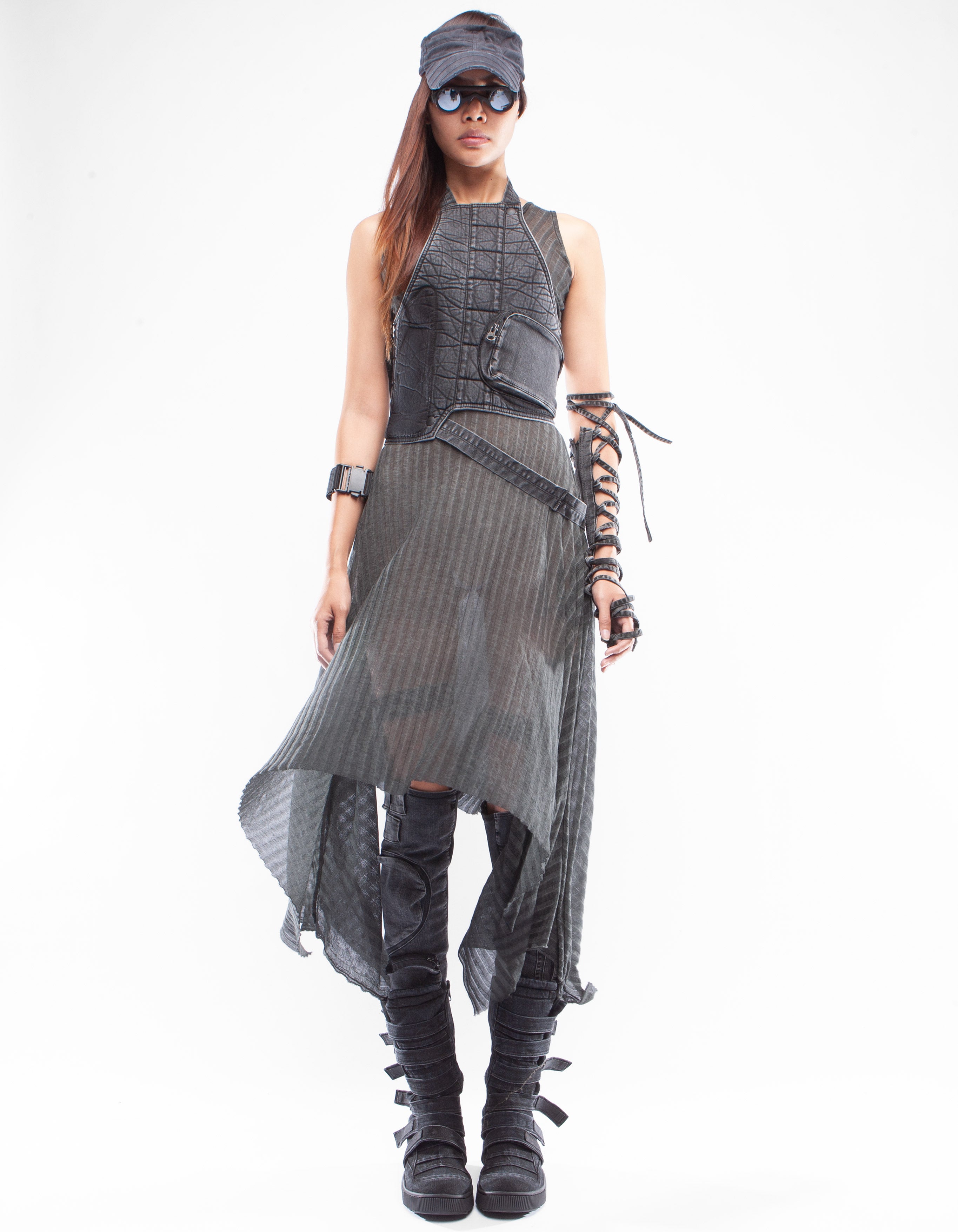 DRESS MATTER