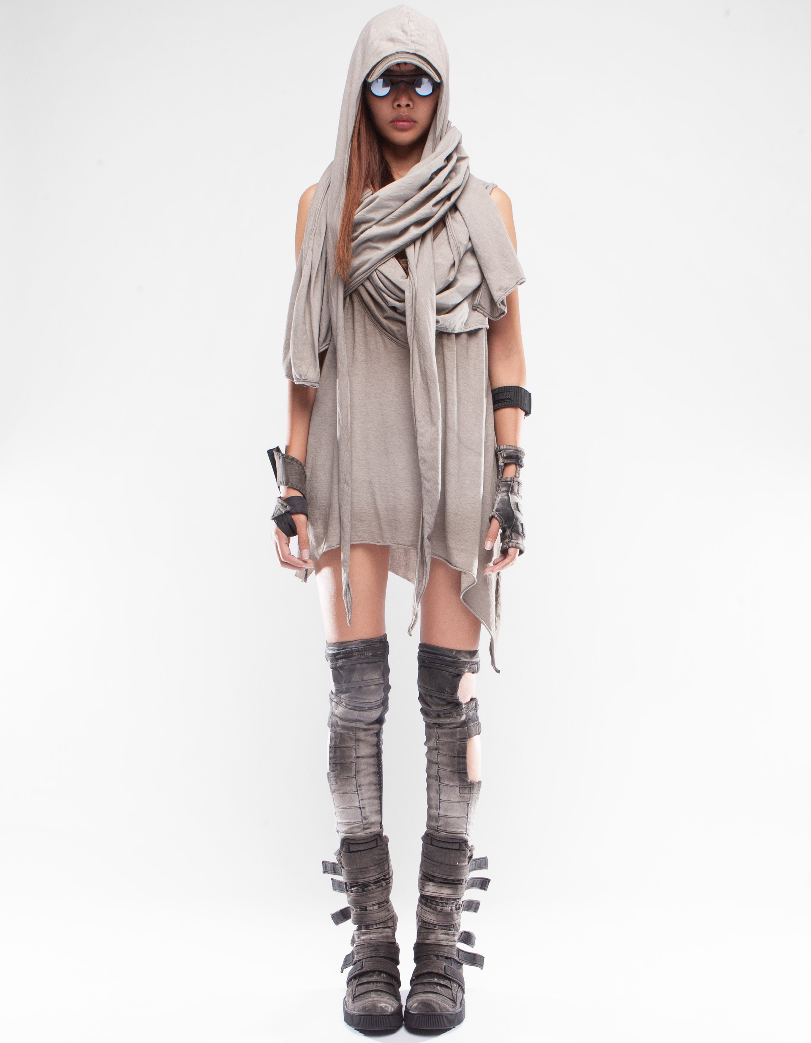 DRESS SHAWL SIGN
