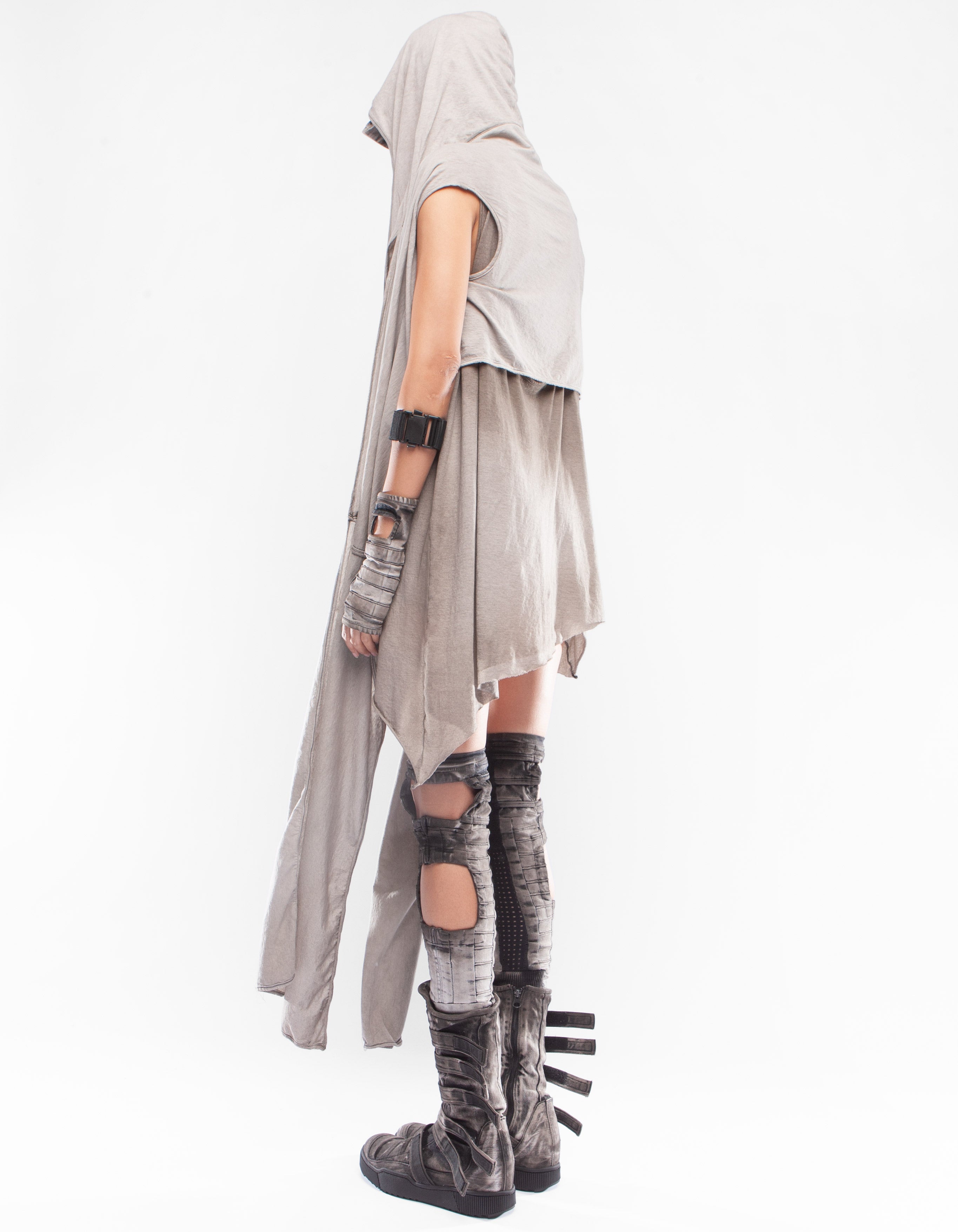 DRESS SHAWL SIGN