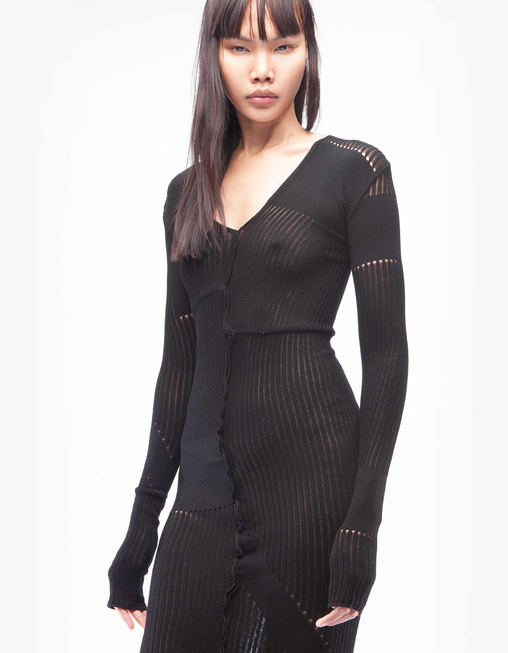 DRESS V FORMATION