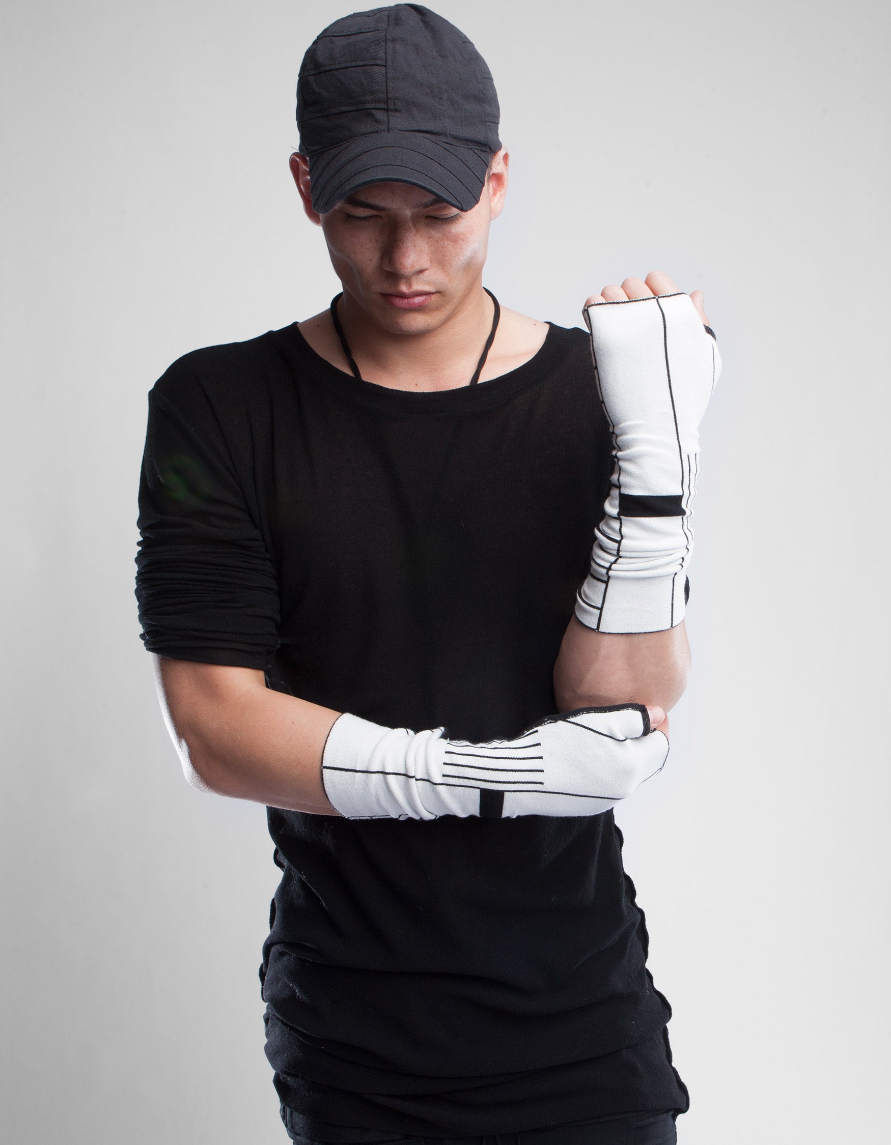 GLOVES KEVALA 1