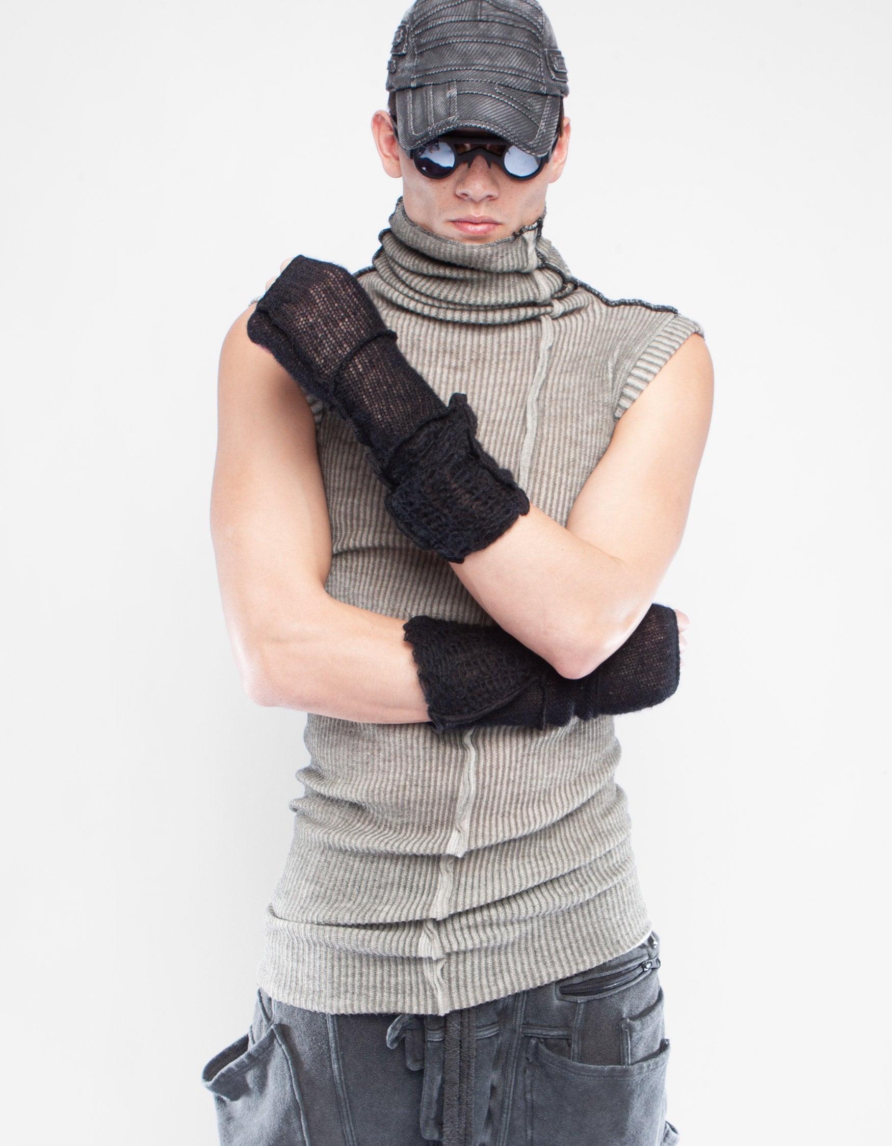 GLOVES SENSATION