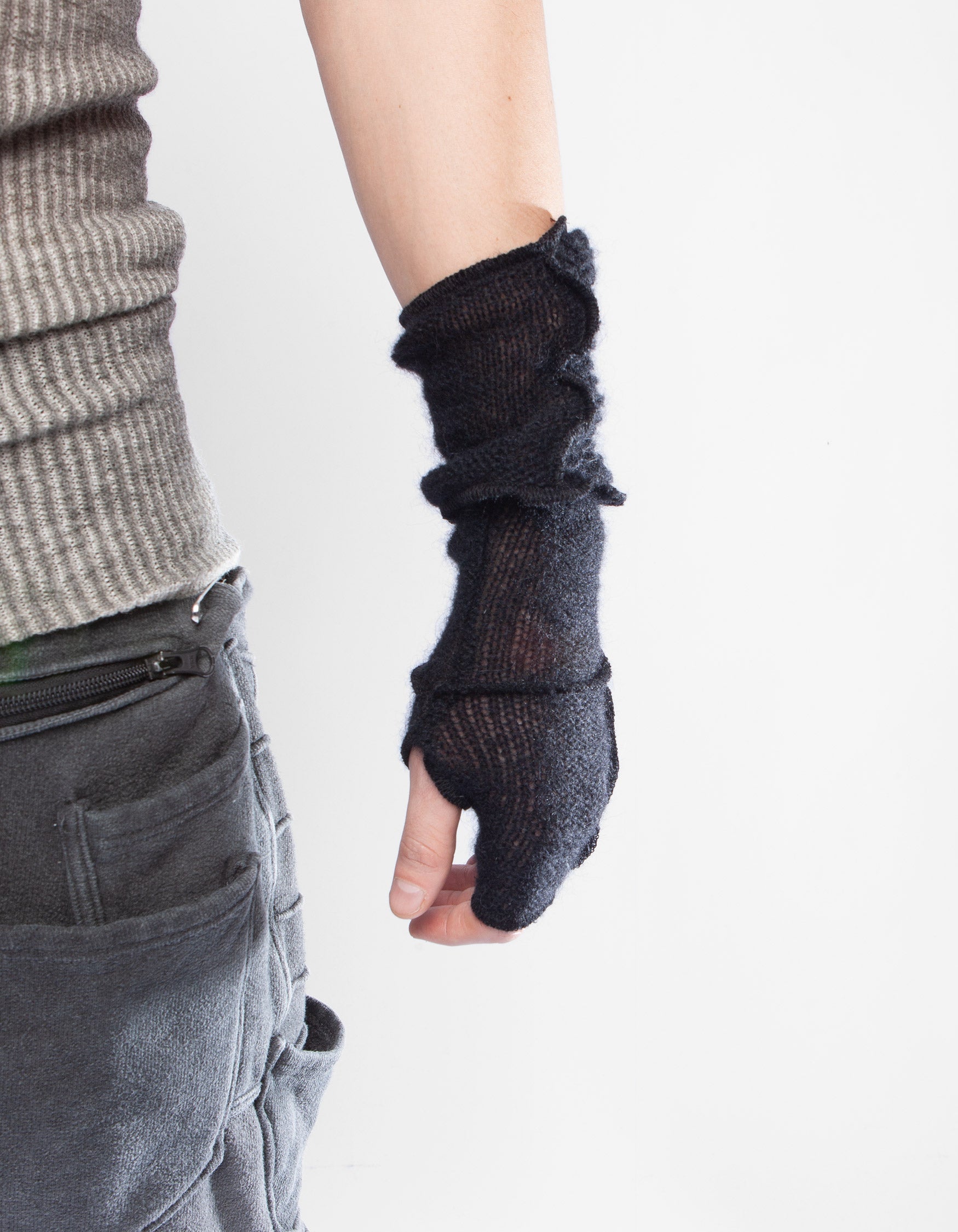 GLOVES SENSATION