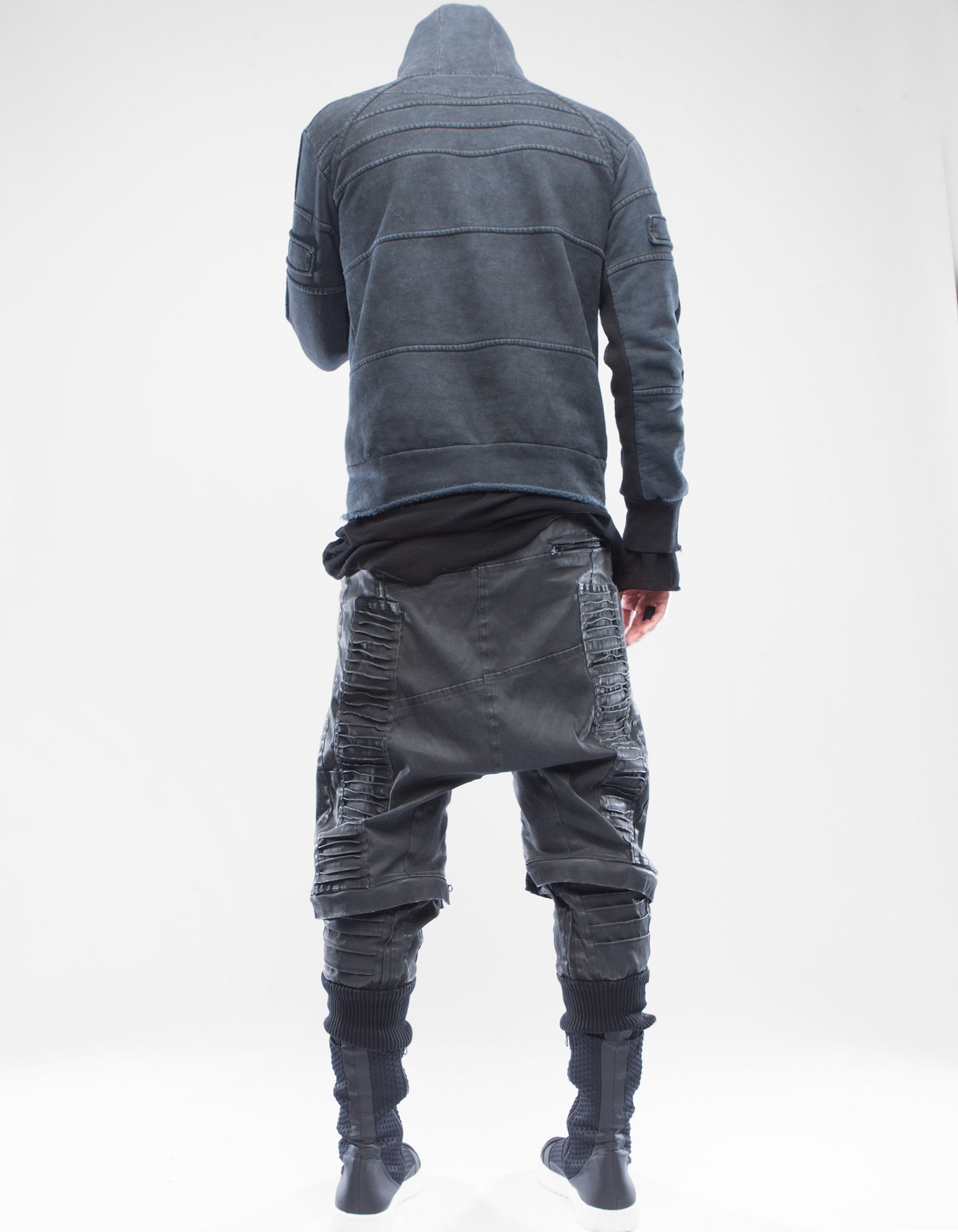 HOODY ISHVARA