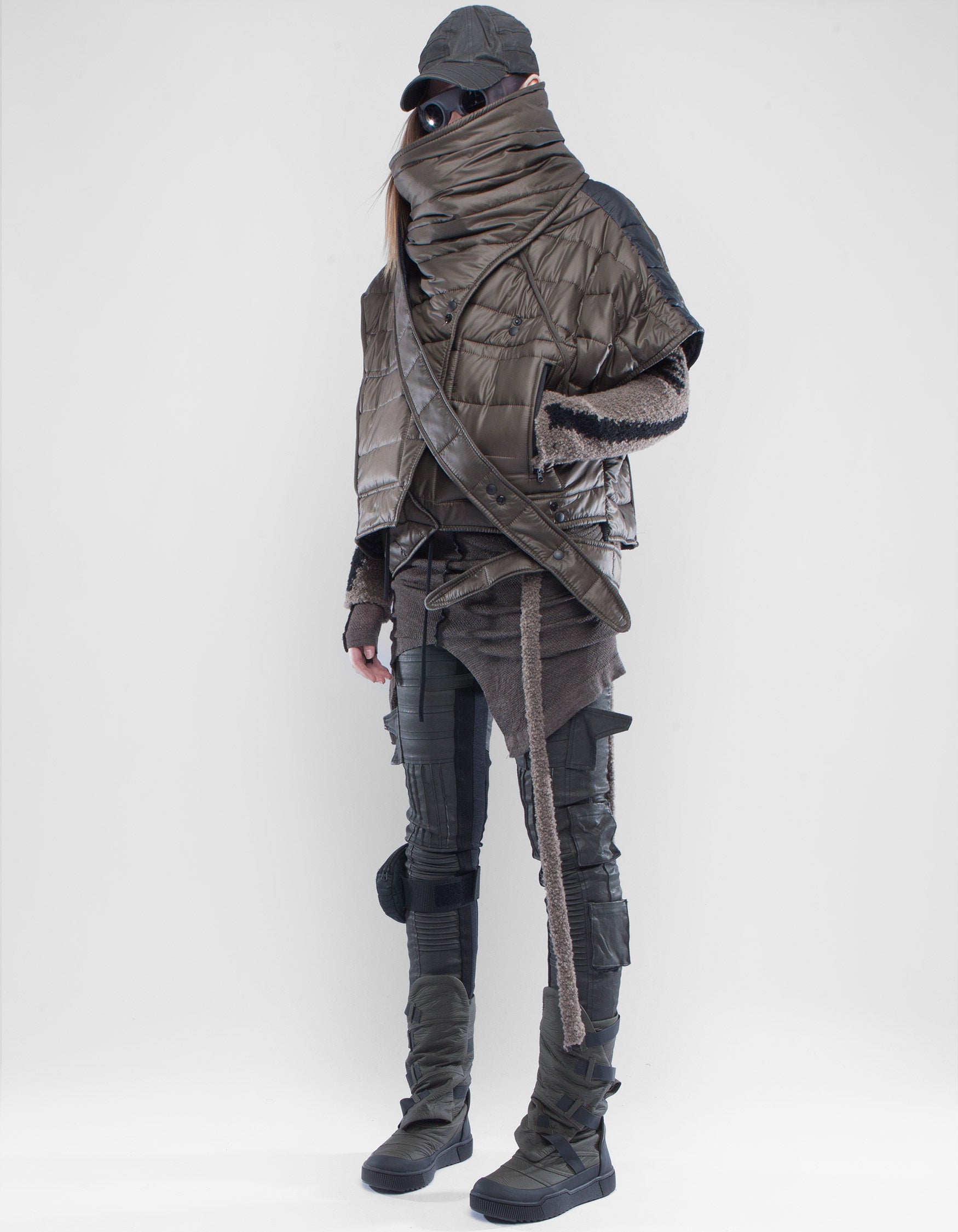 JACKET SHAWL ISHITVA