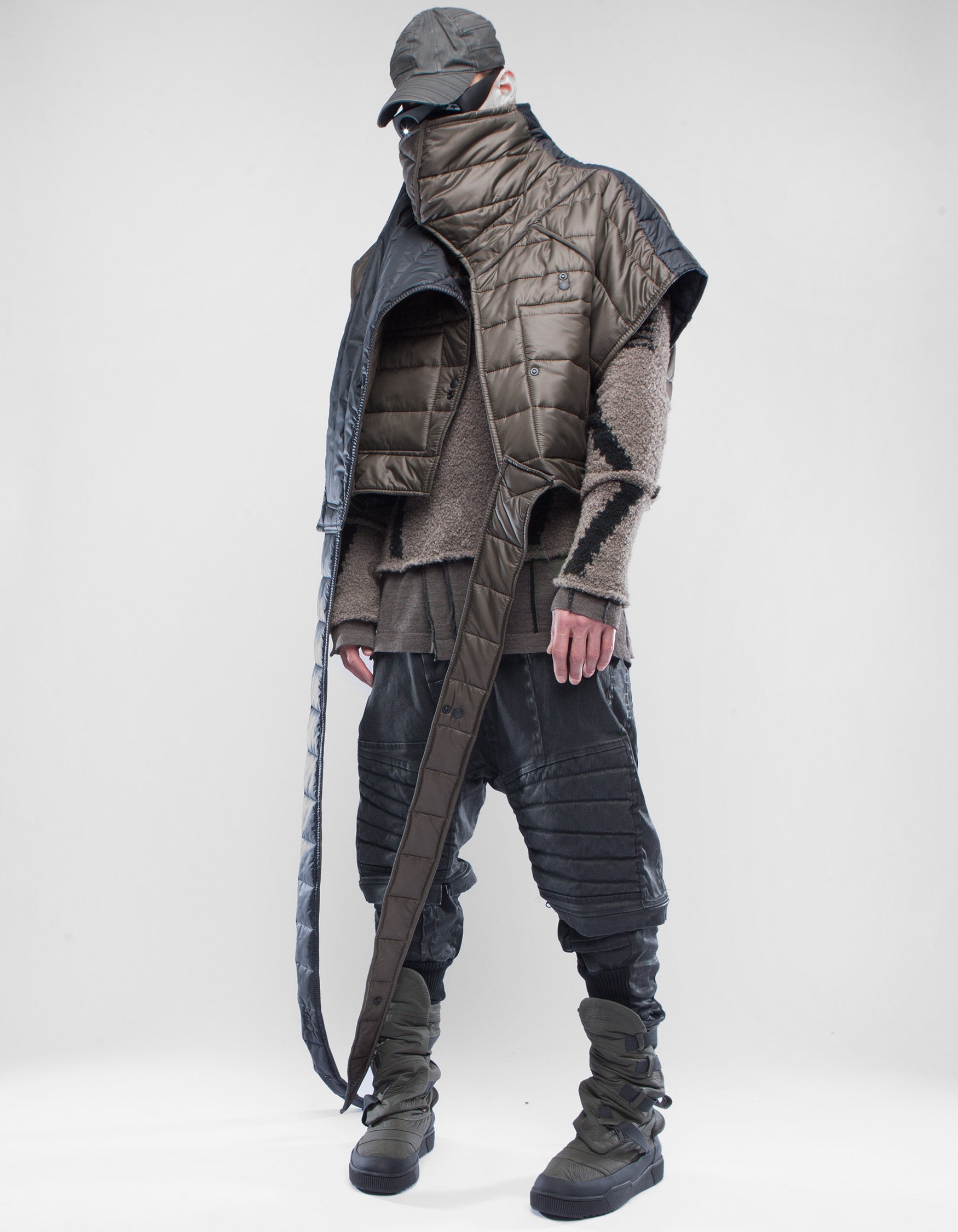 JACKET SHAWL ISHITVA