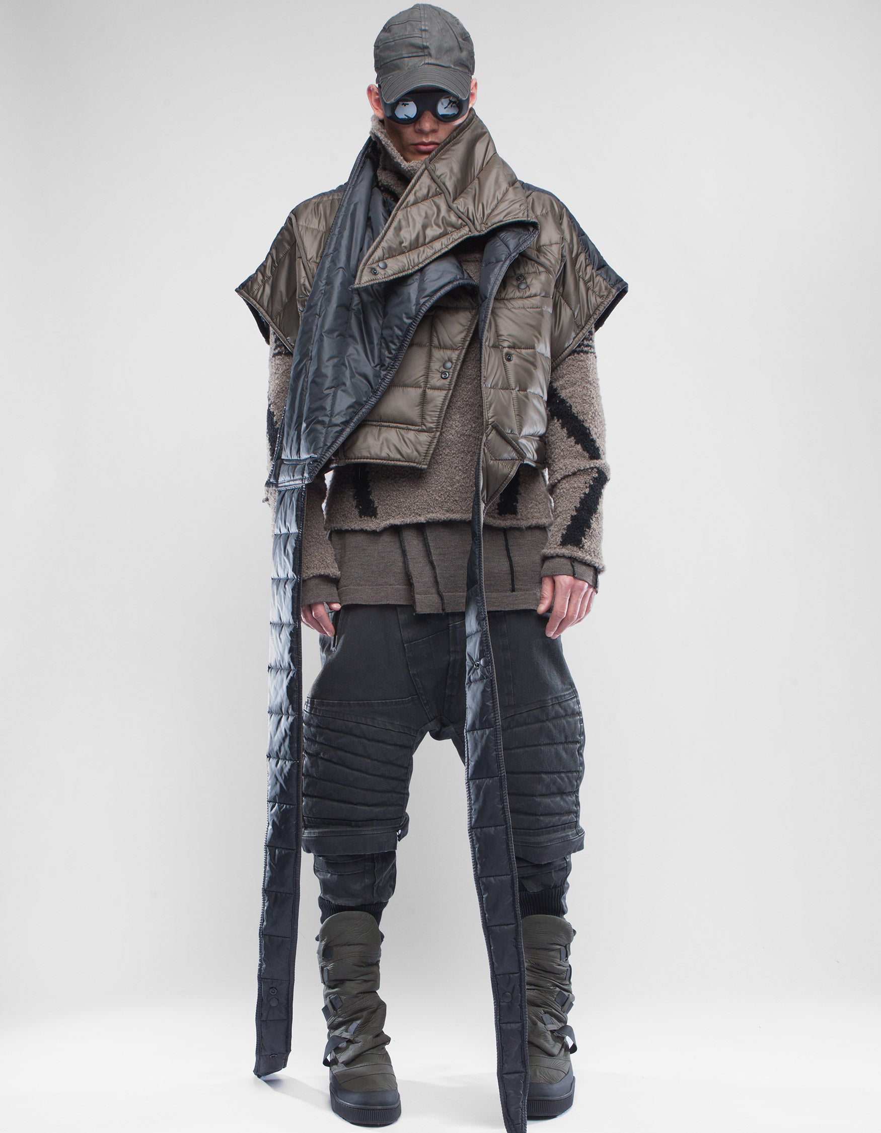 JACKET SHAWL ISHITVA