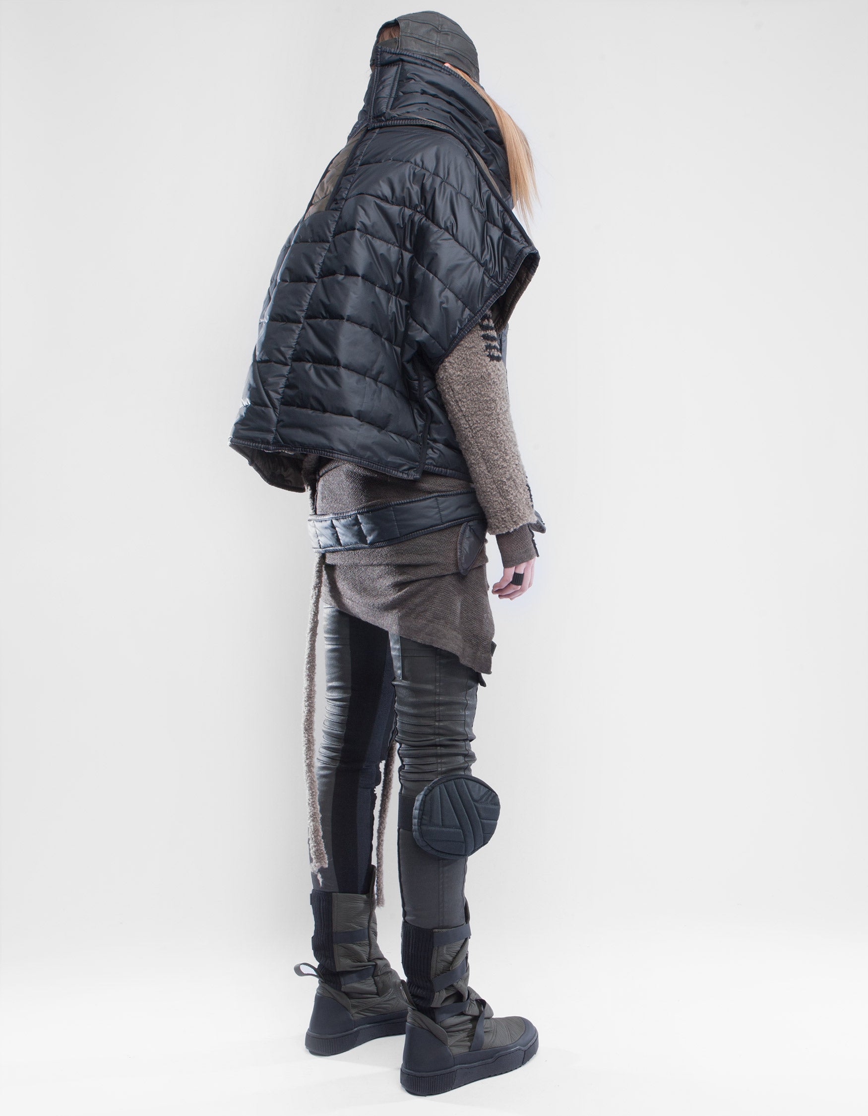 JACKET SHAWL ISHITVA