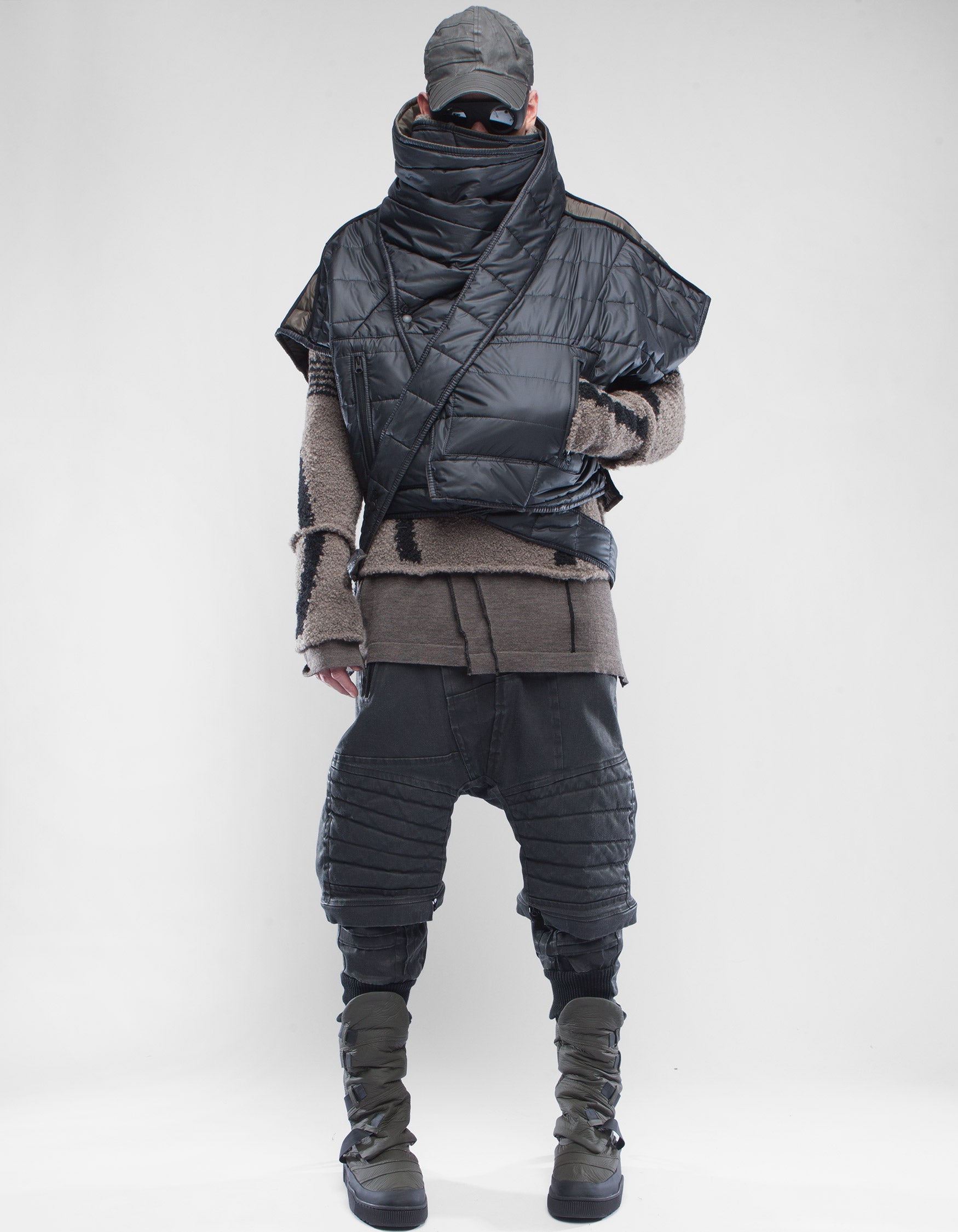 JACKET SHAWL ISHITVA