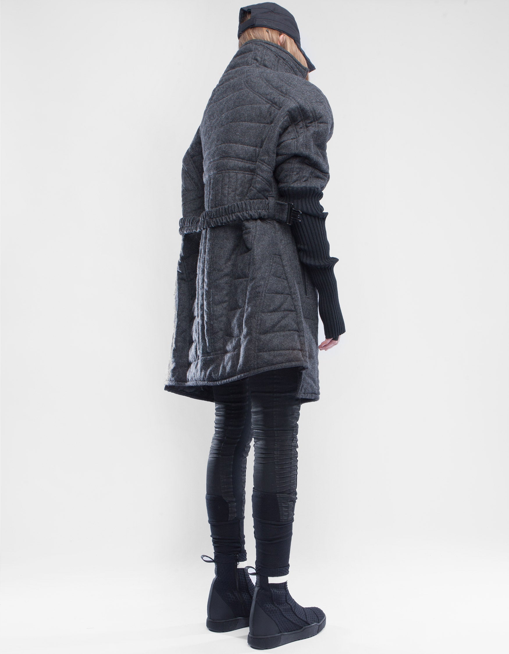 JACKET VEHADI