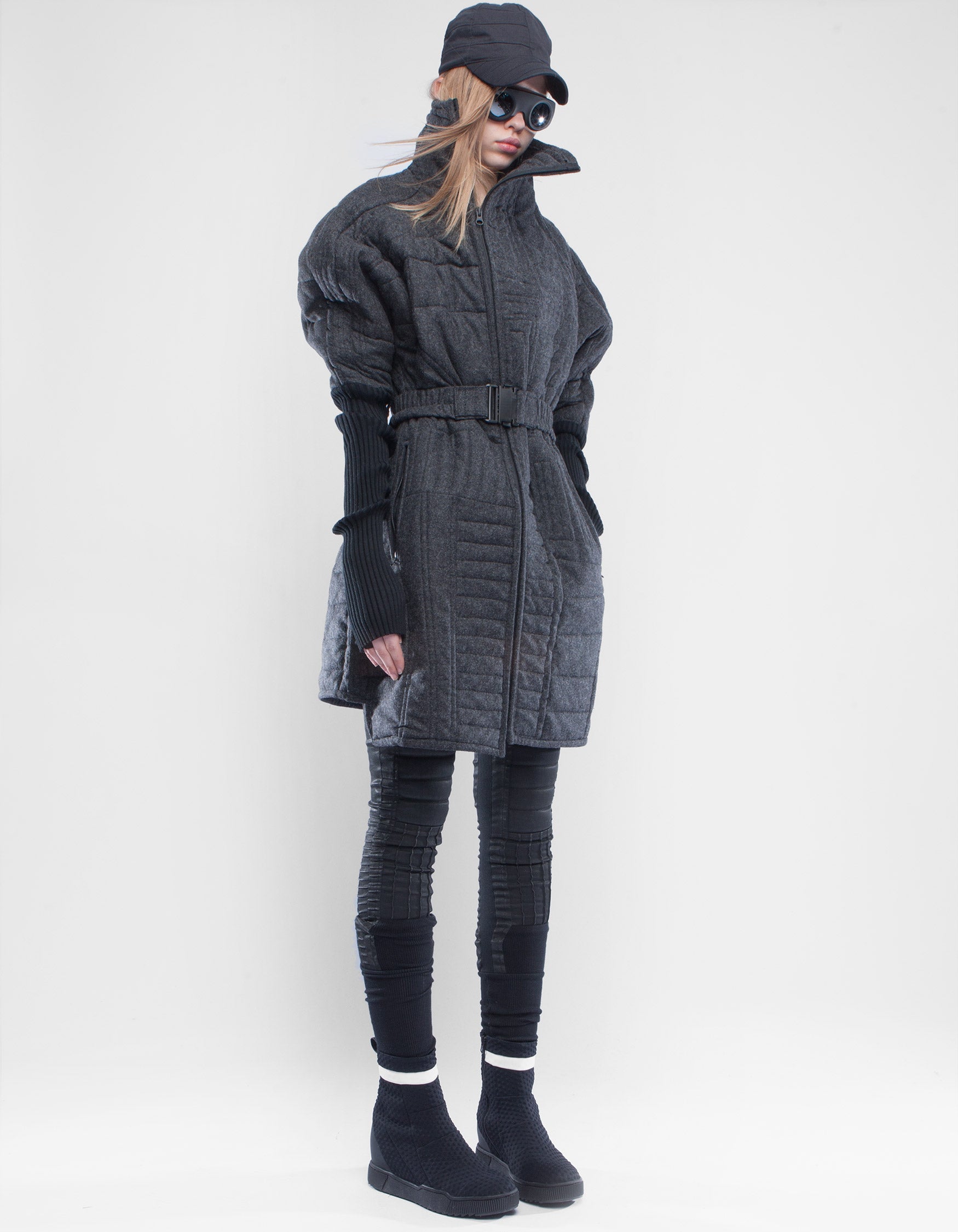 JACKET VEHADI