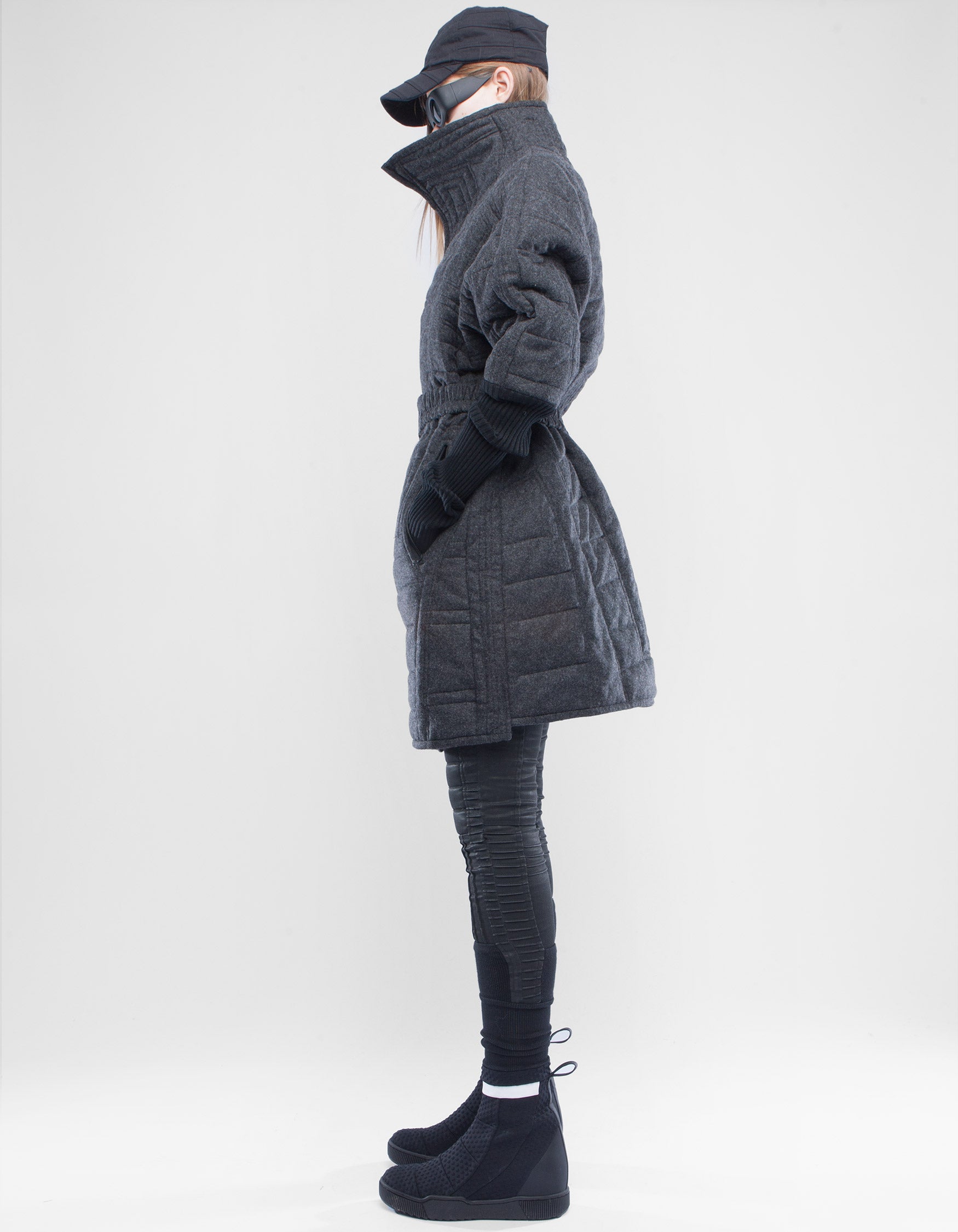 JACKET VEHADI
