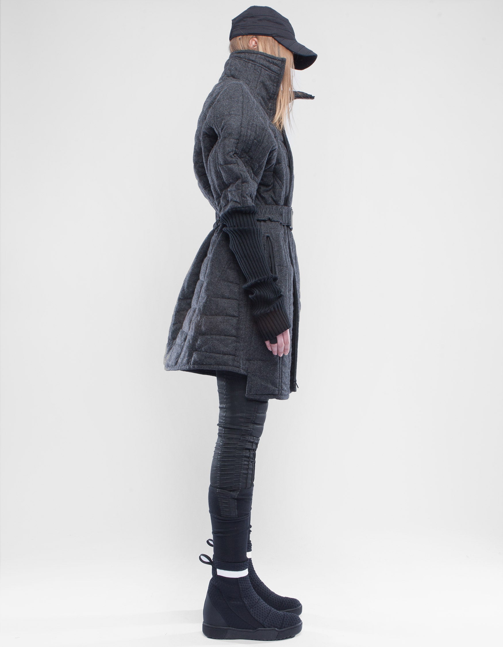 JACKET VEHADI