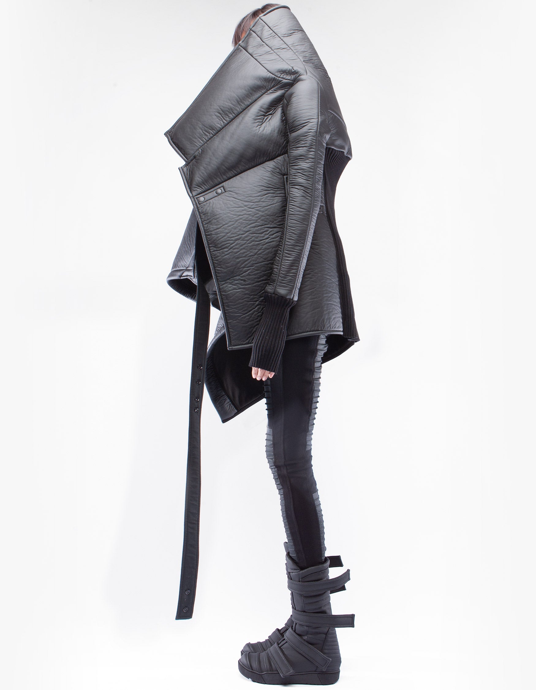 JACKET WRAP STAND OUT