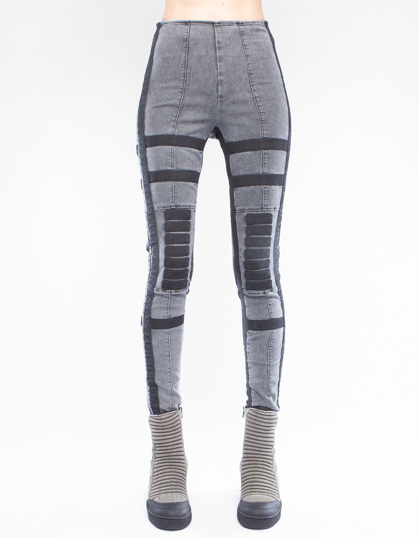 JEANS CONTRAST UNIFORM